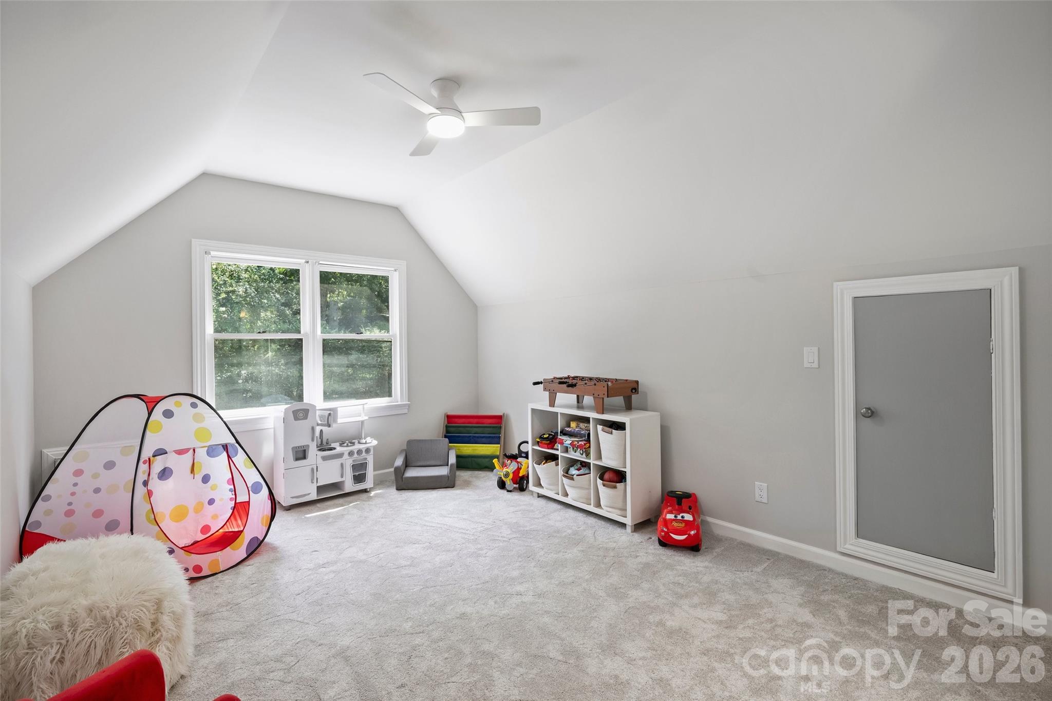 7701 Walthall Court Property Photo 35