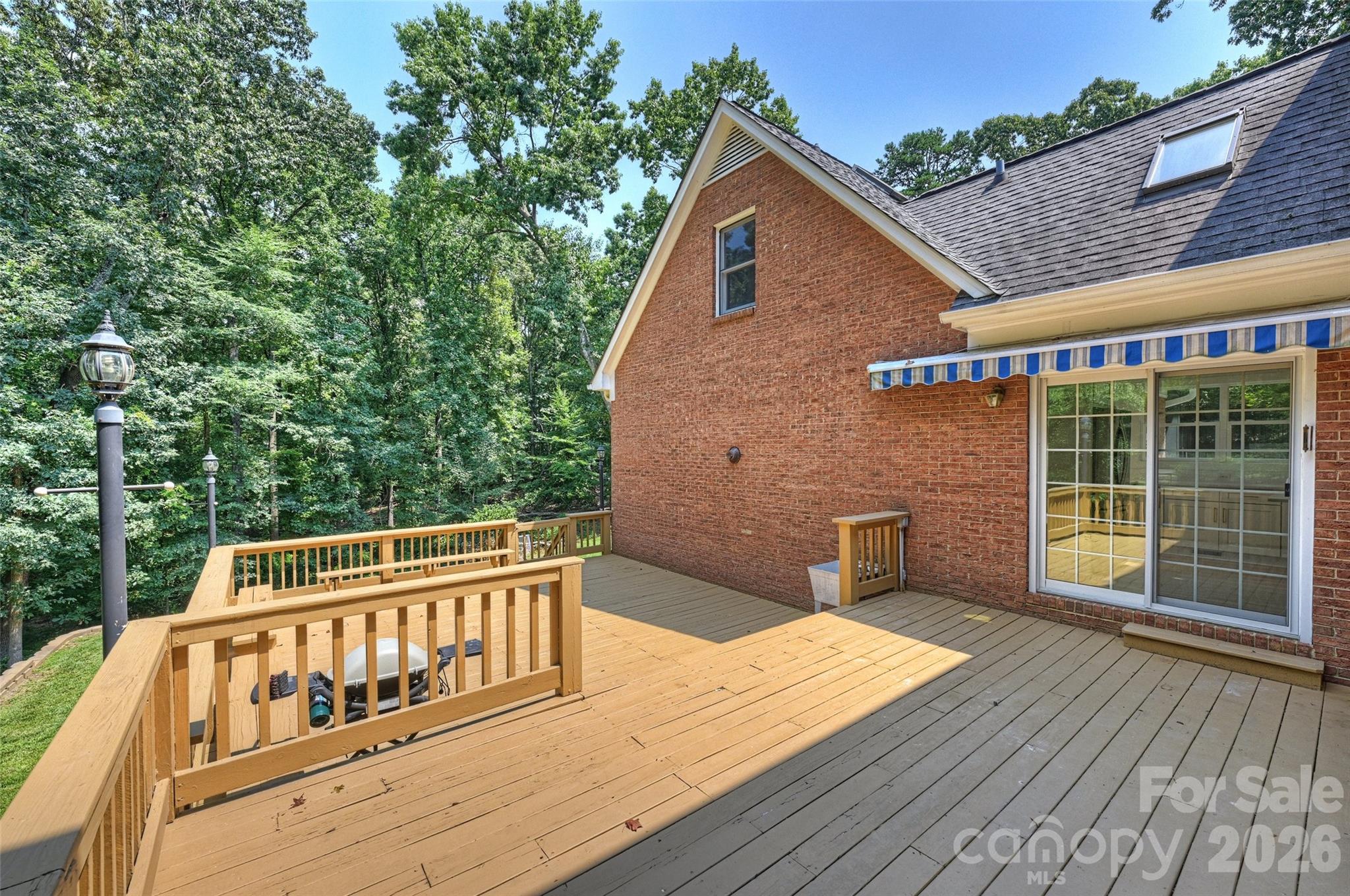 7701 Walthall Court Property Photo 39