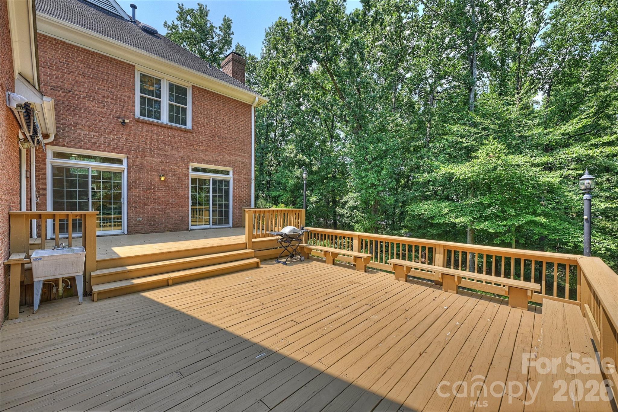 7701 Walthall Court Property Photo 40