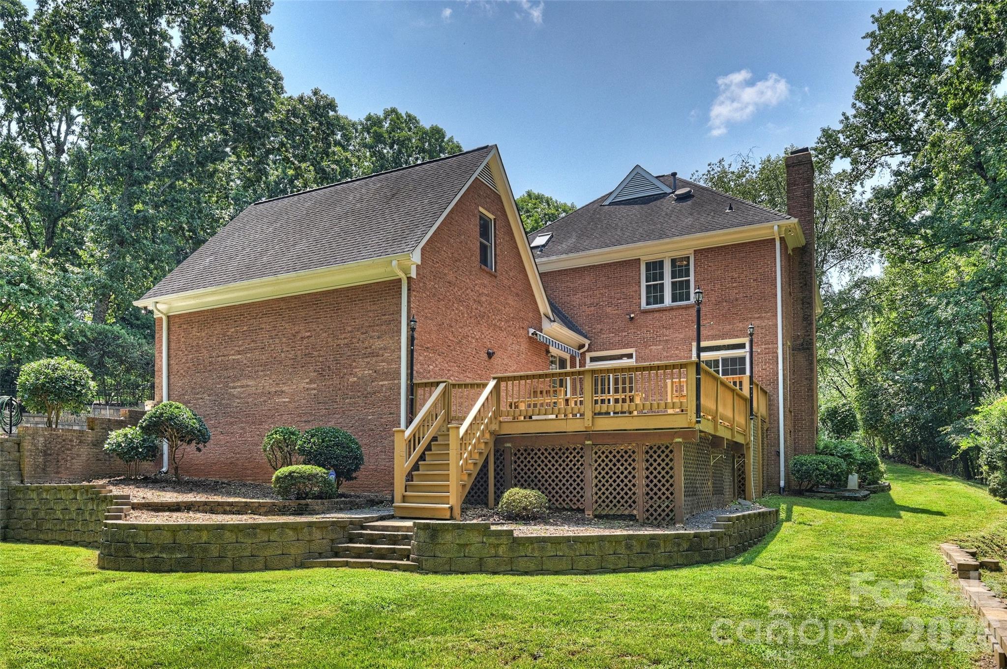 7701 Walthall Court Property Photo 43