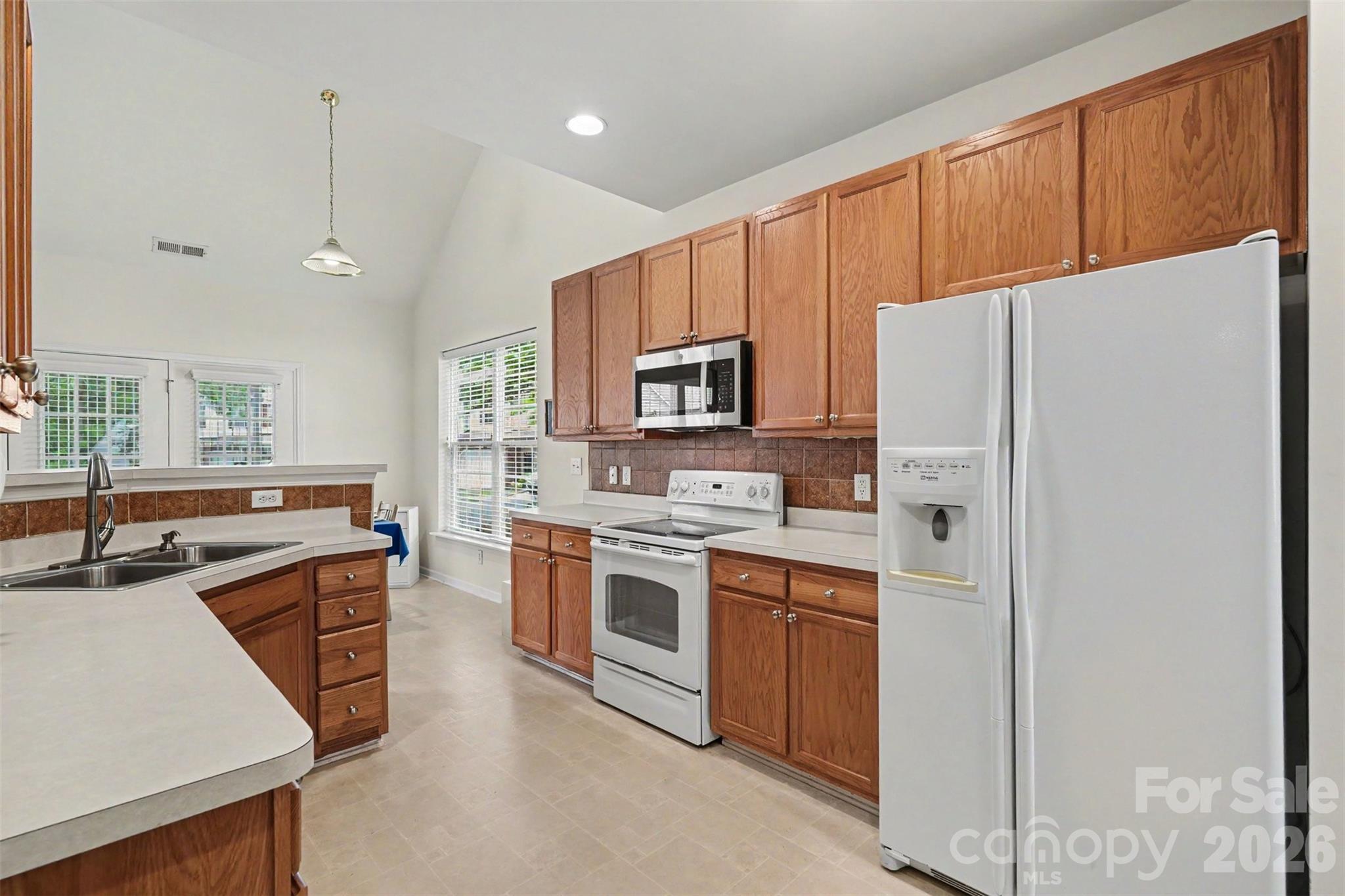 10729 Yellow Tail Court Property Photo 11