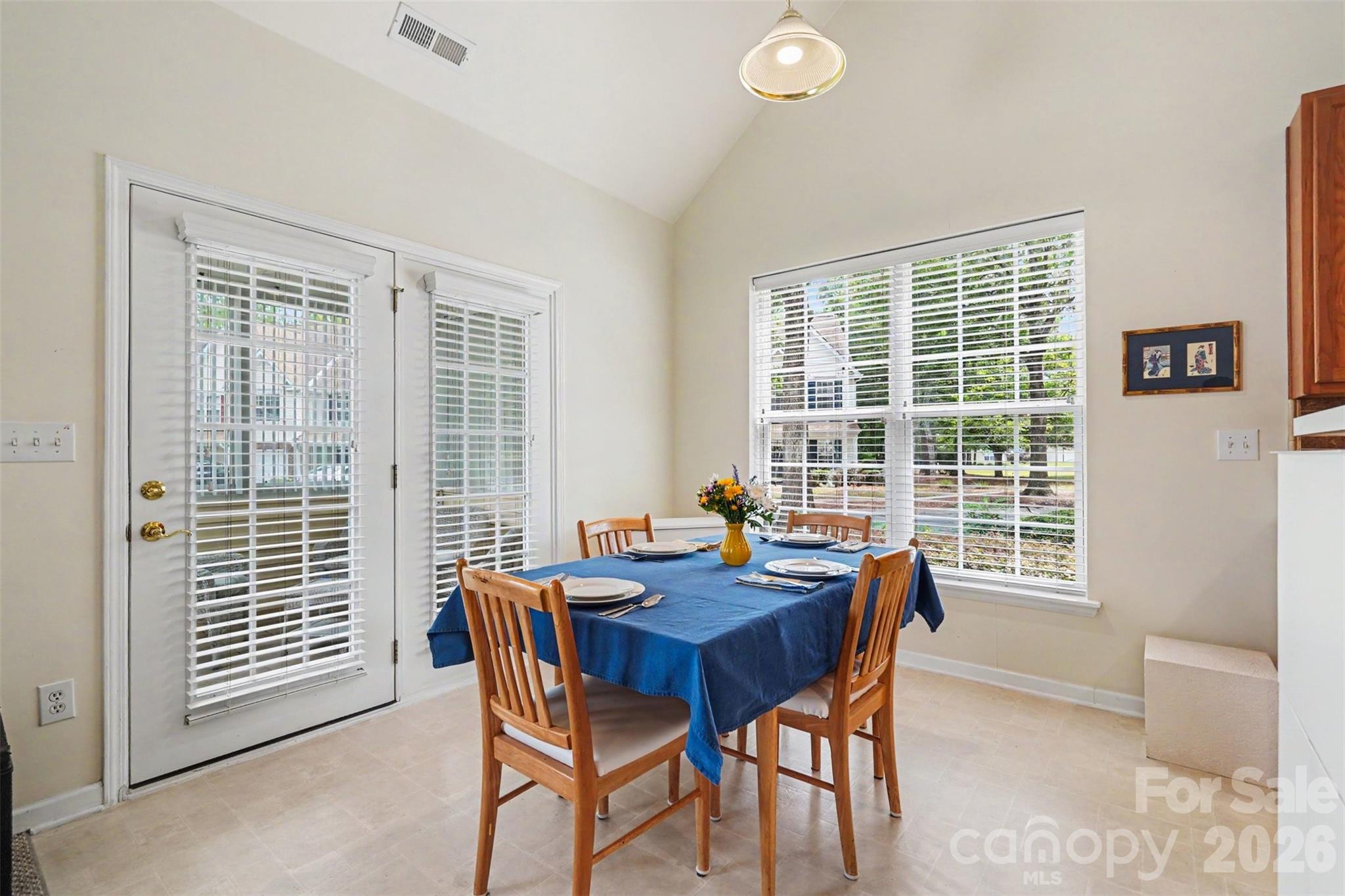 10729 Yellow Tail Court Property Photo 13