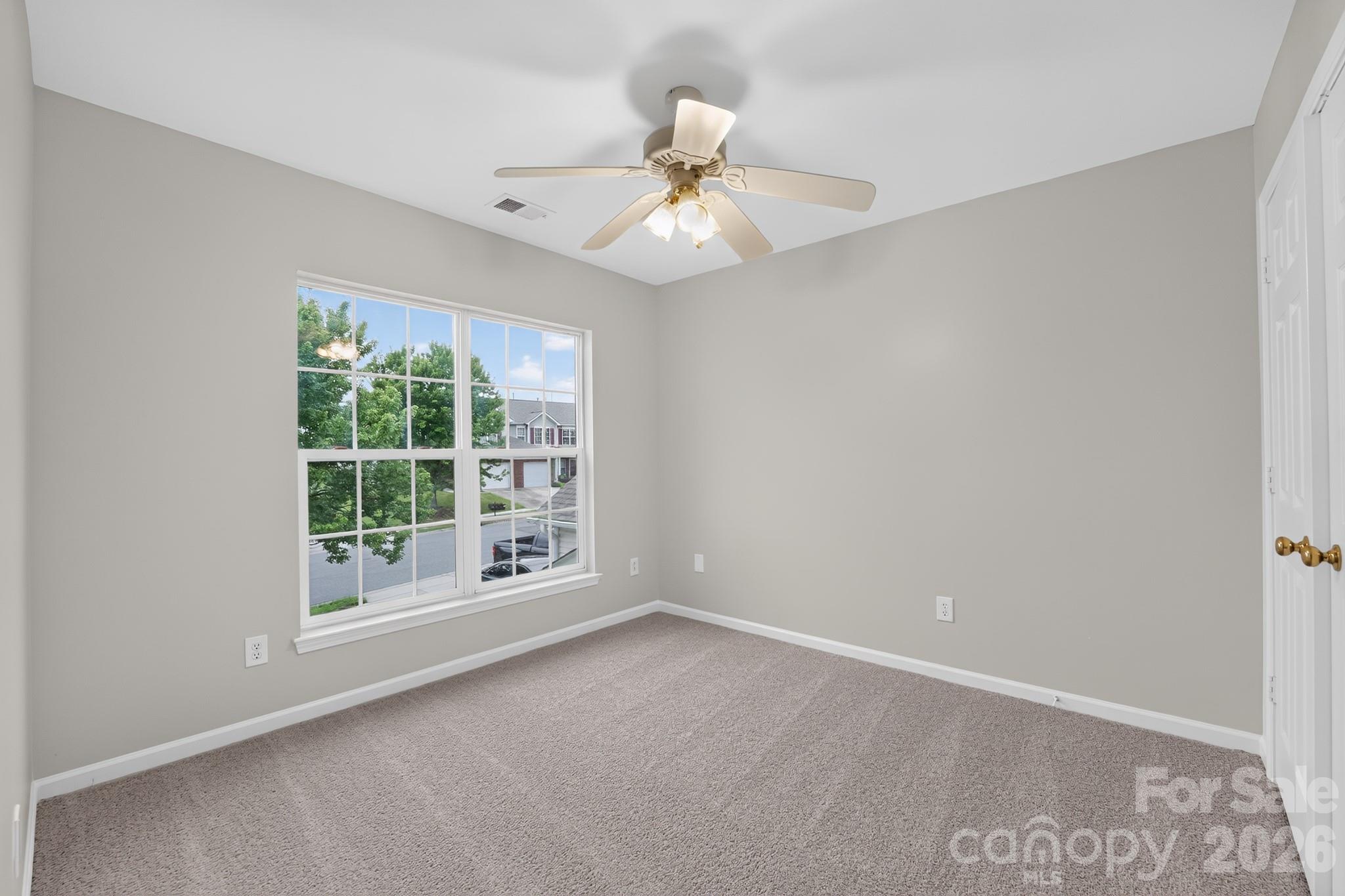 8531 Carolina Lily Lane Property Photo 8
