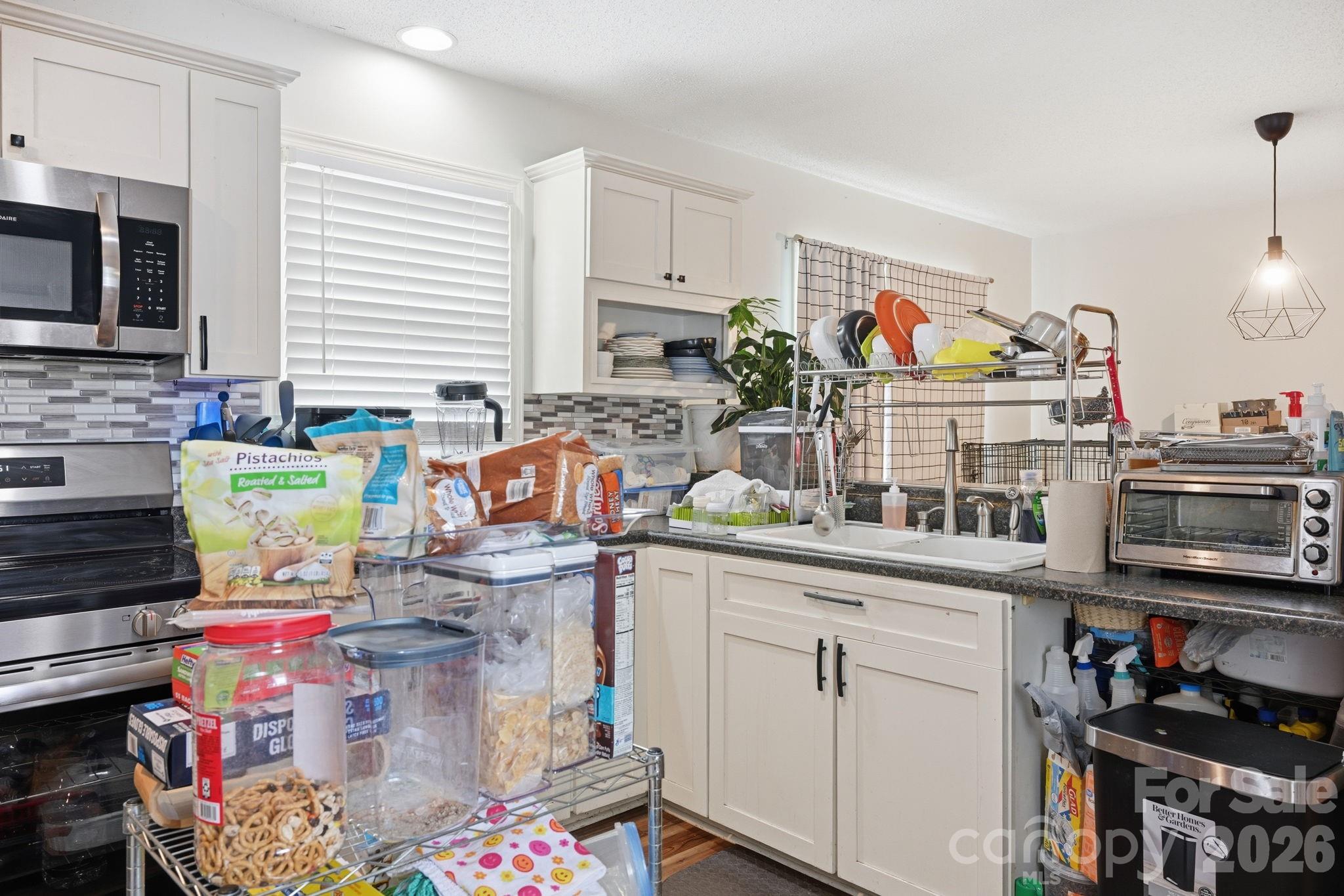 610 Winding Way Drive Property Photo 13