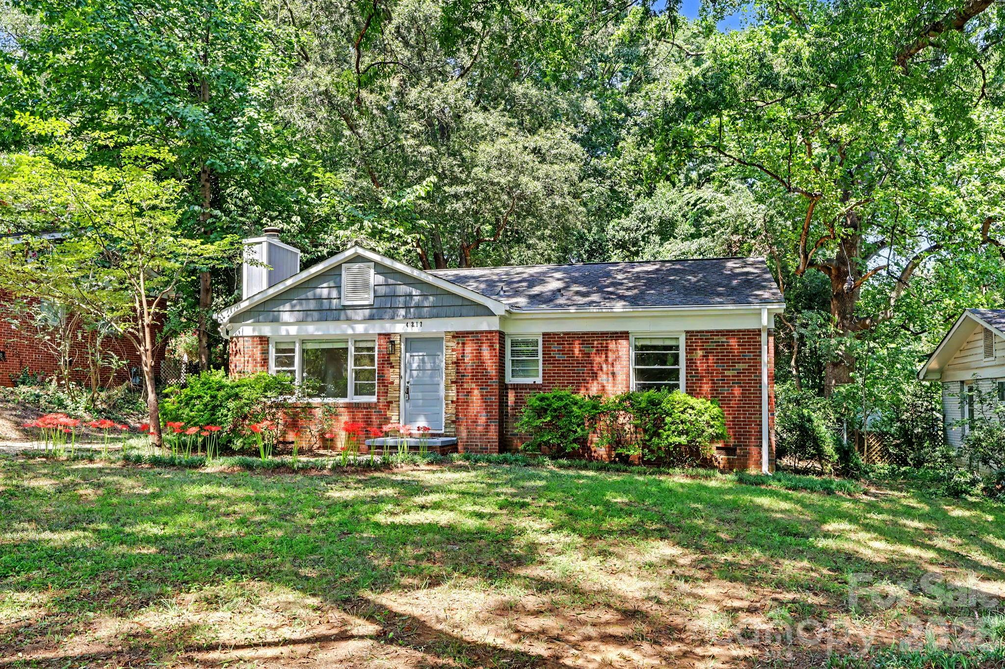 4217 Winfield Drive Property Photo 6