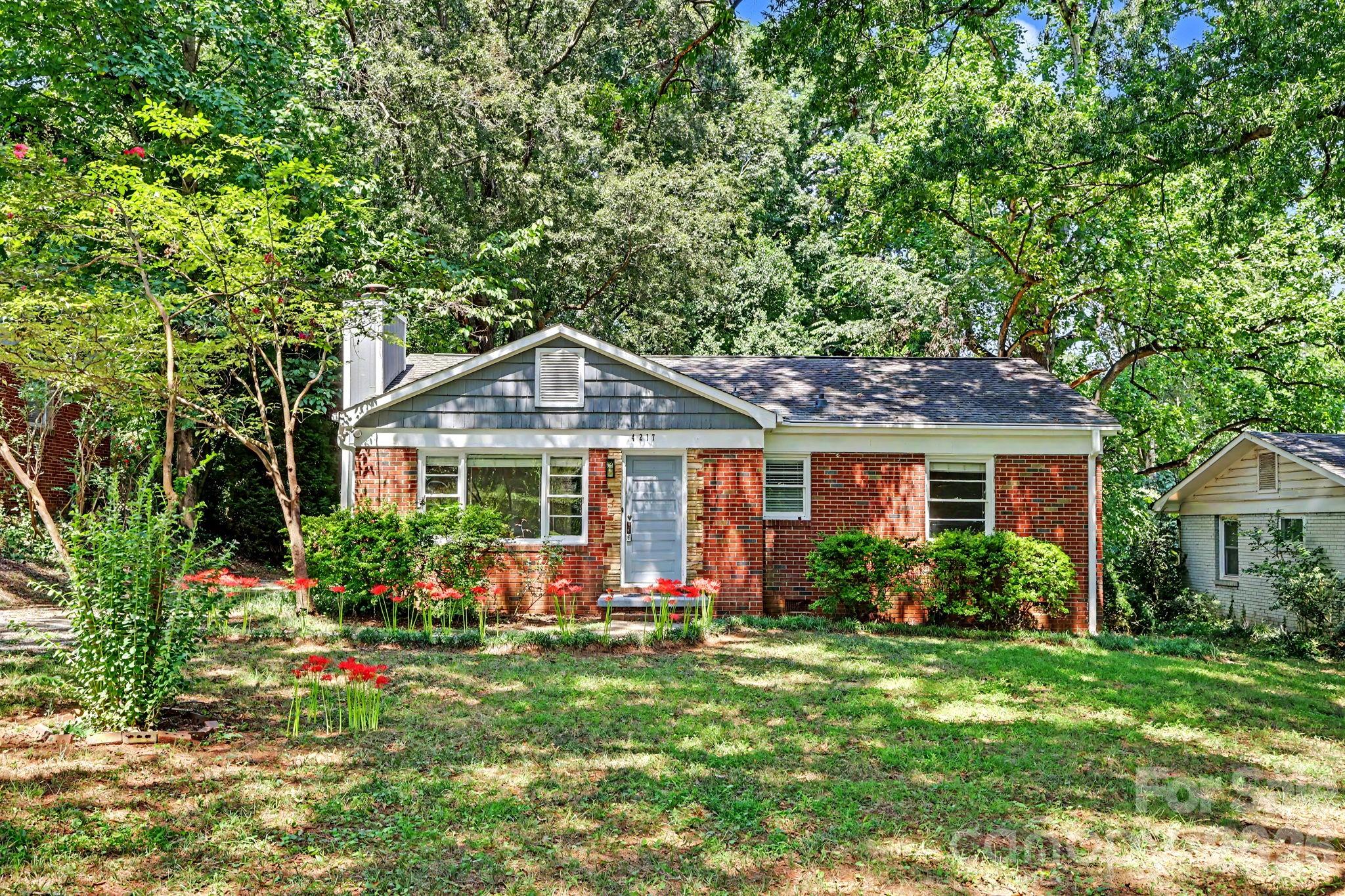 4217 Winfield Drive Property Photo 7