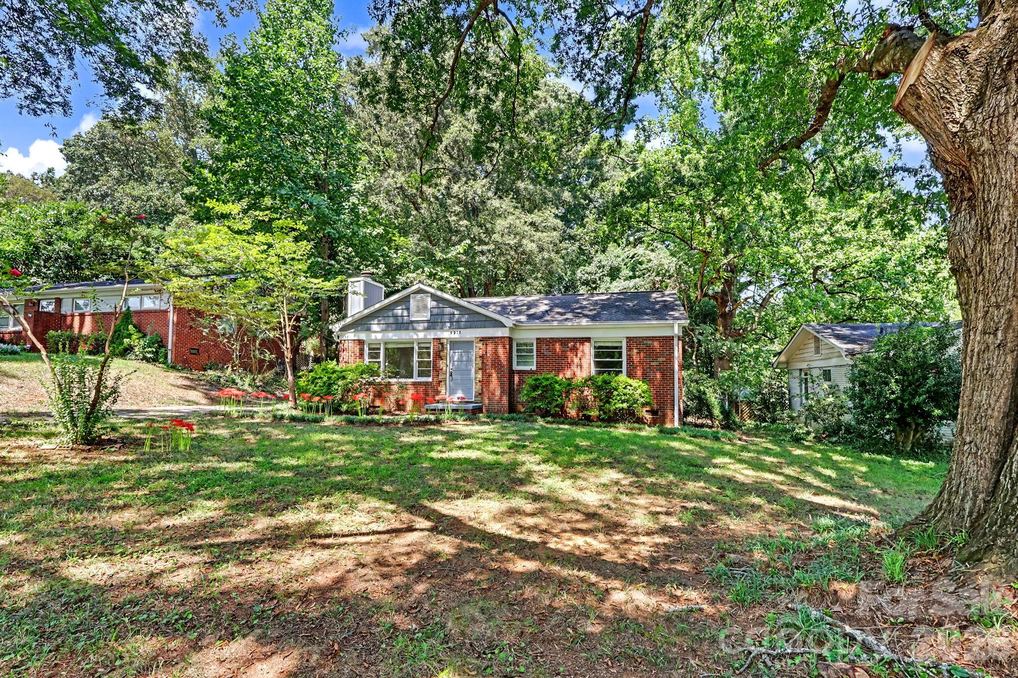 4217 Winfield Drive Property Photo 8