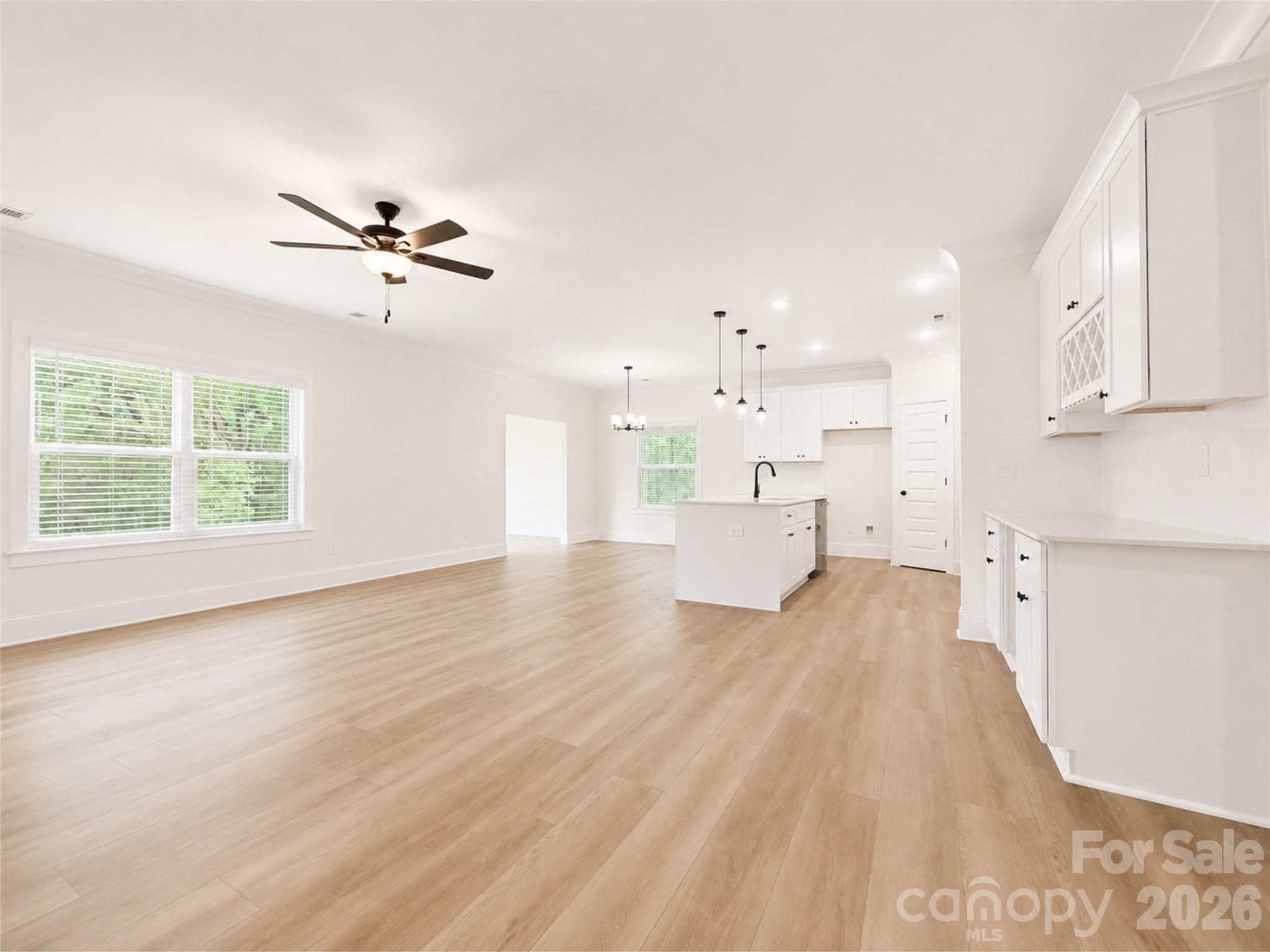 1220 N Sharon Amity Road Property Photo 4