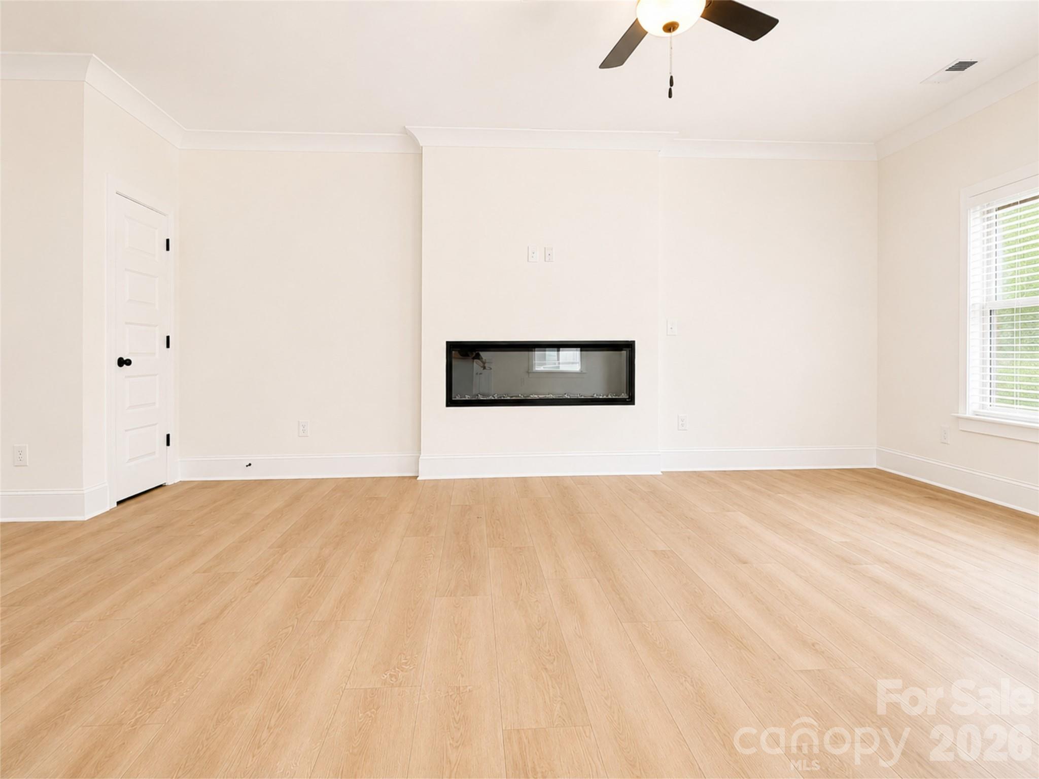 1220 N Sharon Amity Road Property Photo 12