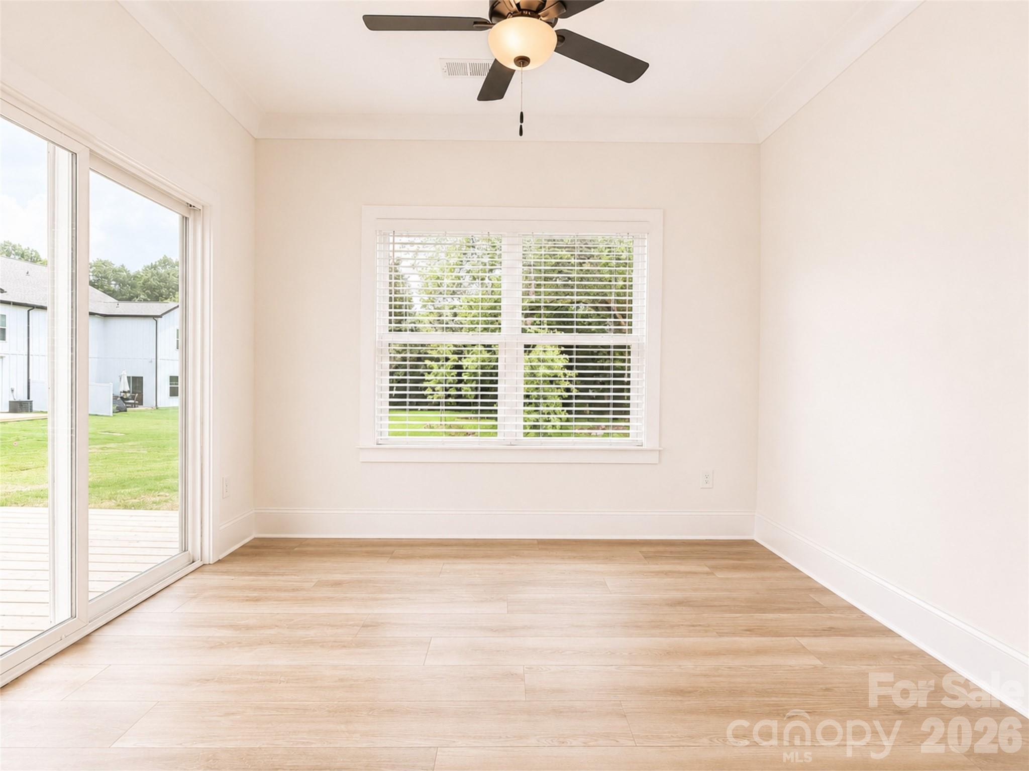 1220 N Sharon Amity Road Property Photo 15
