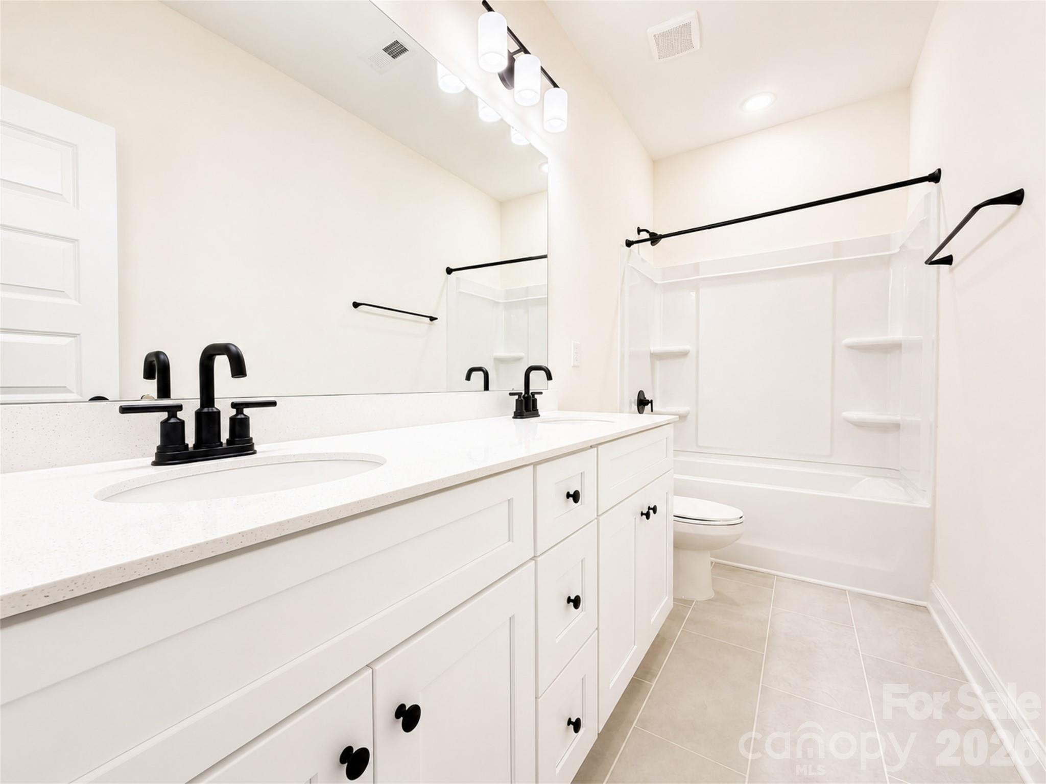 1220 N Sharon Amity Road Property Photo 32