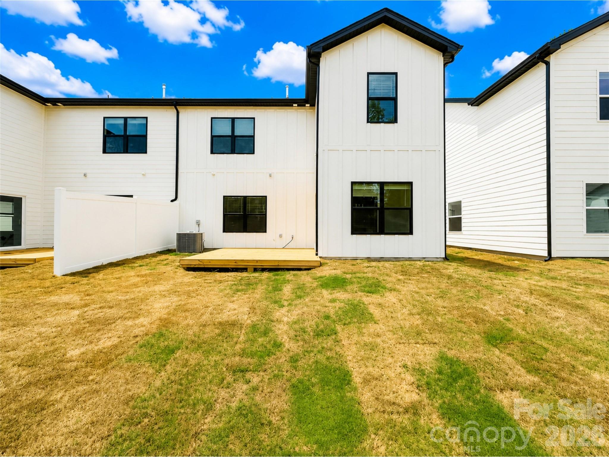 1220 N Sharon Amity Road Property Photo 35