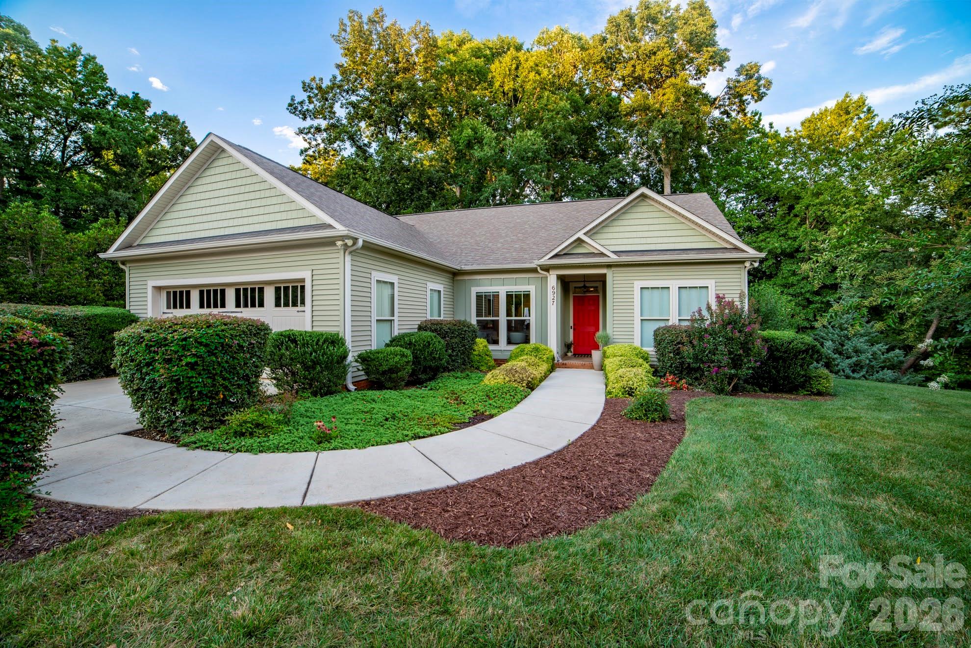 6927 Cinder Run Property Photo 1