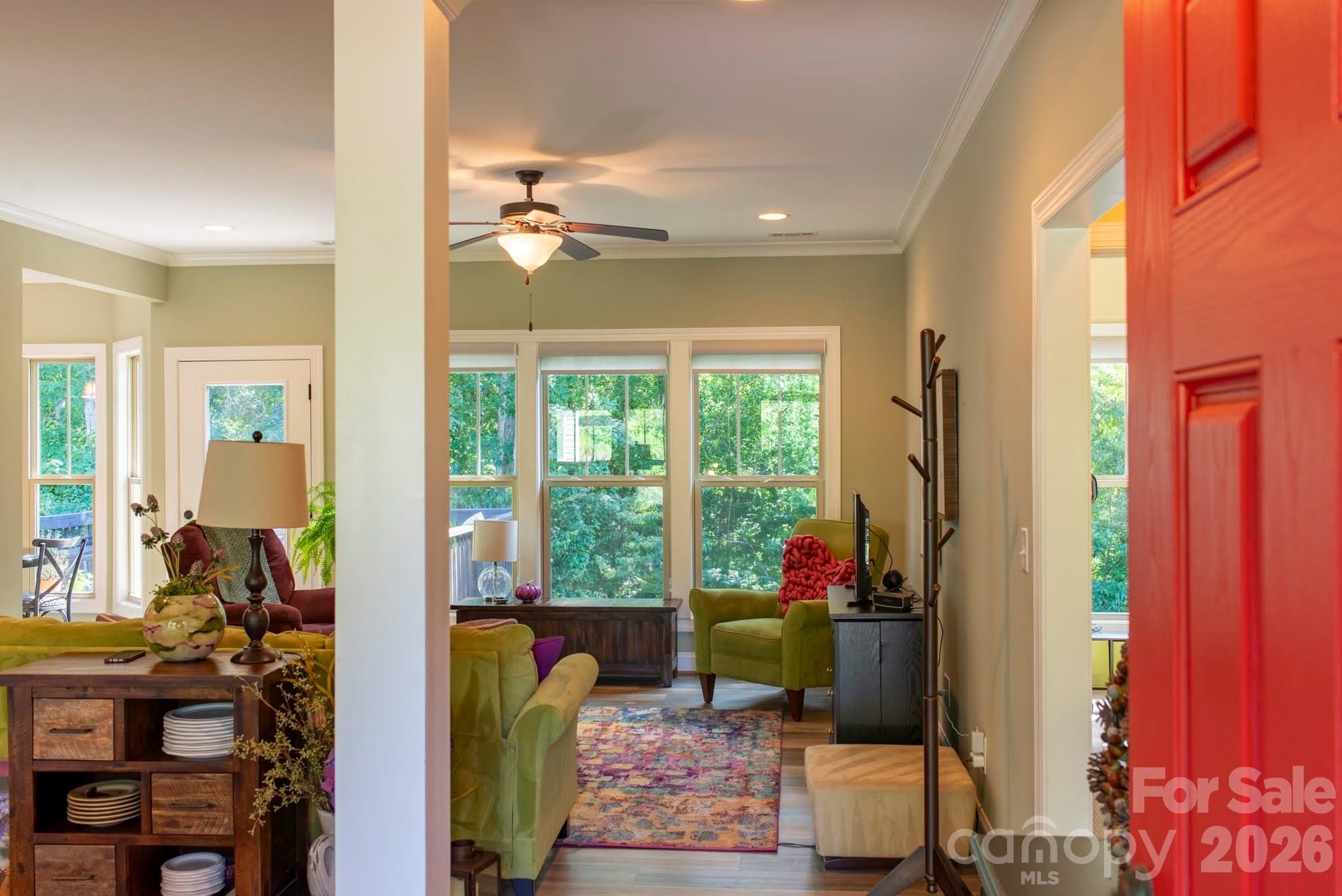 6927 Cinder Run Property Photo 5