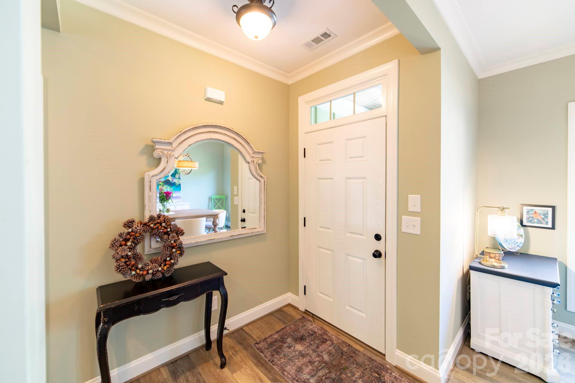 6927 Cinder Run Property Photo 6