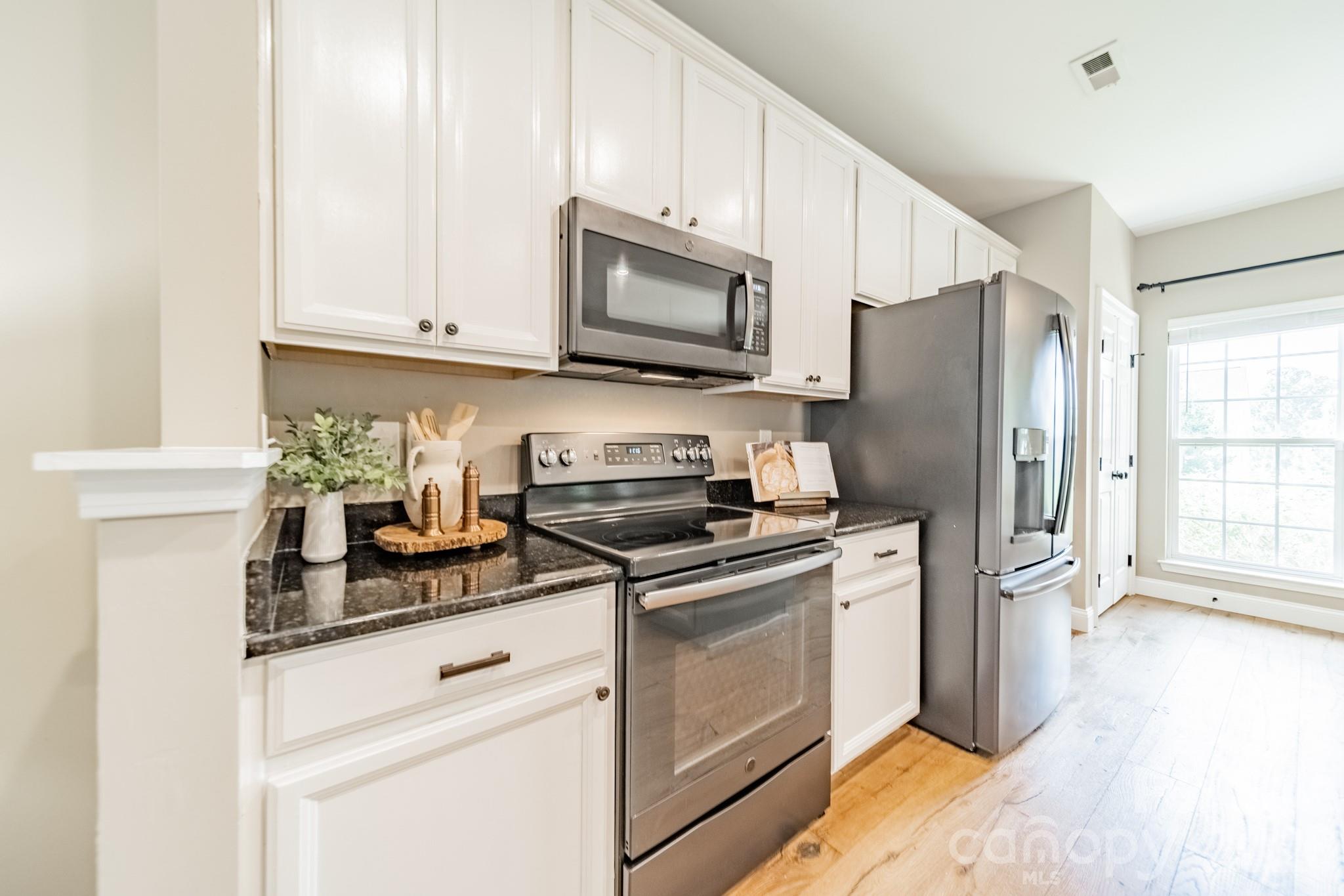 281 Fischer Road Property Photo 16