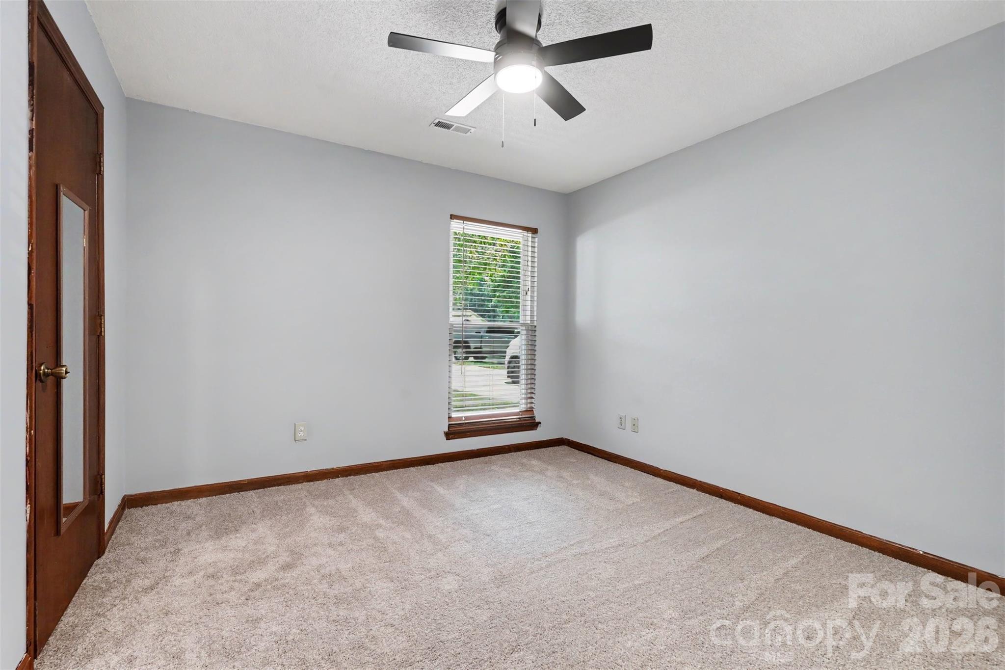 9201 Aylesbury Lane Property Photo 16