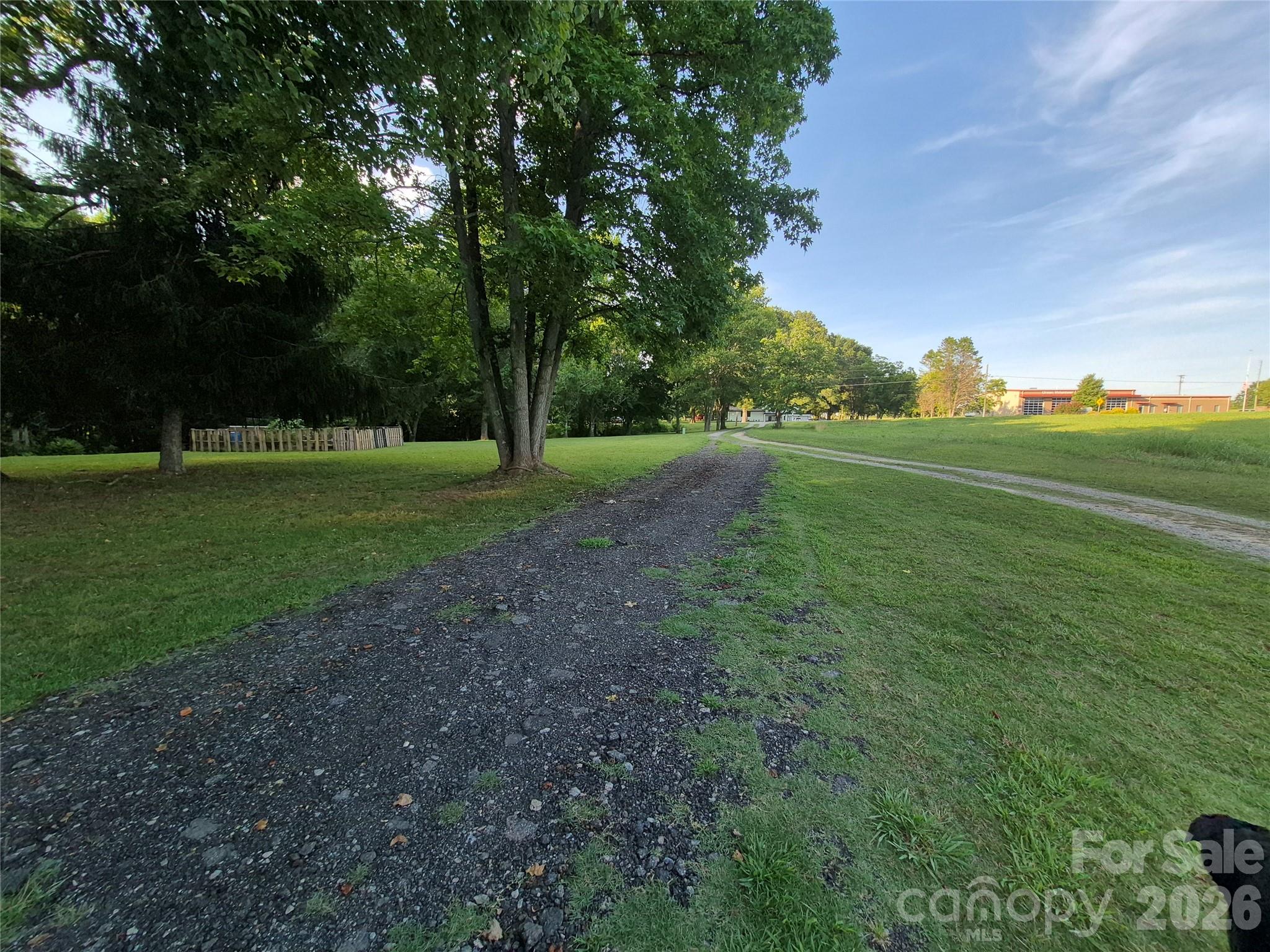 6373 Dixie Lane Property Photo 25