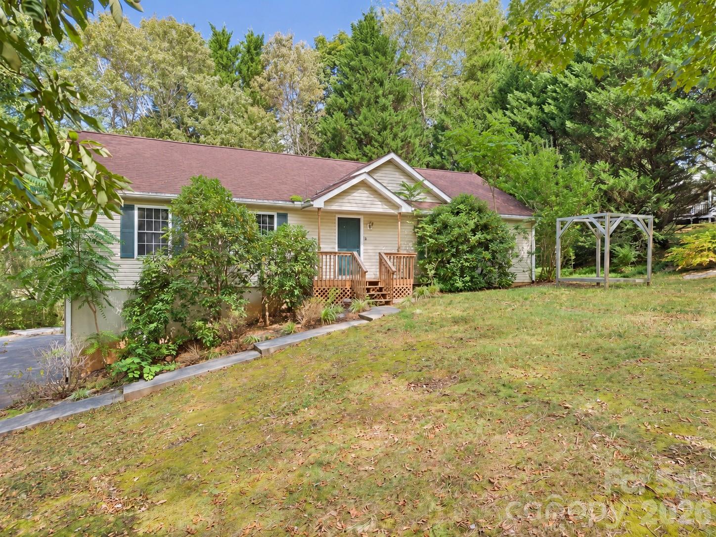 23 Rolling Hills Drive Property Photo 1