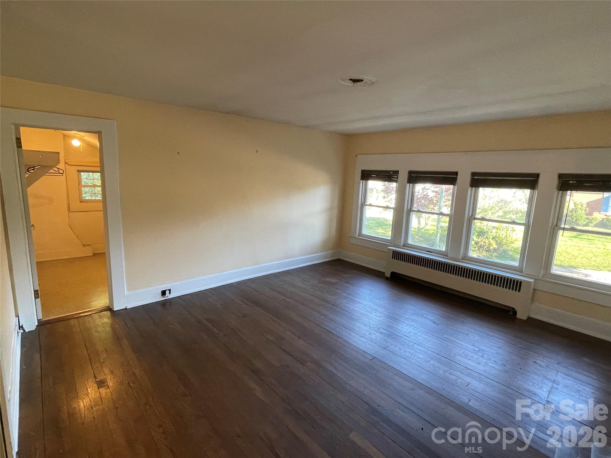 318 Academy Street Property Photo 11