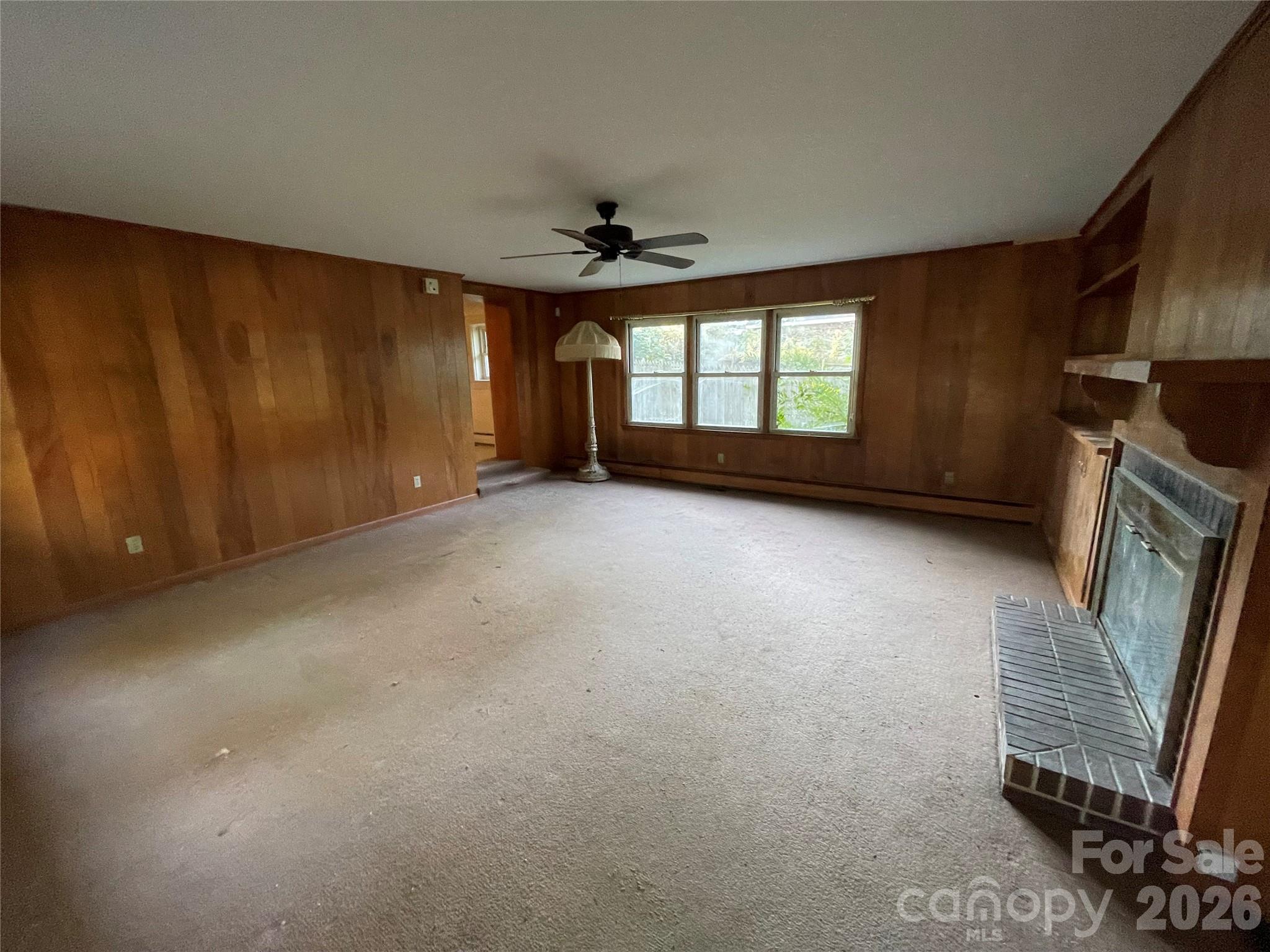 318 Academy Street Property Photo 31