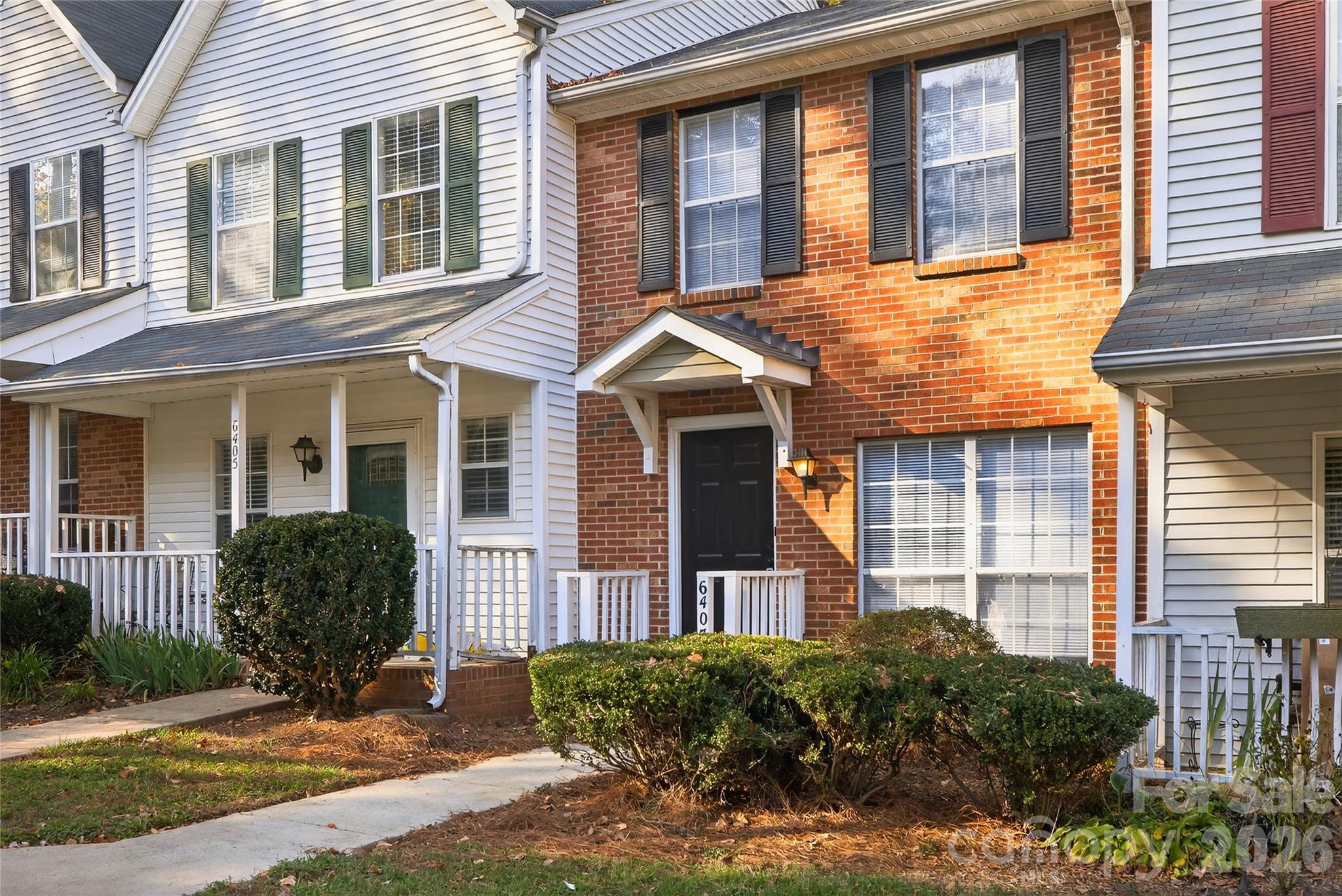 6407 Windsor Gate Lane Property Photo 2