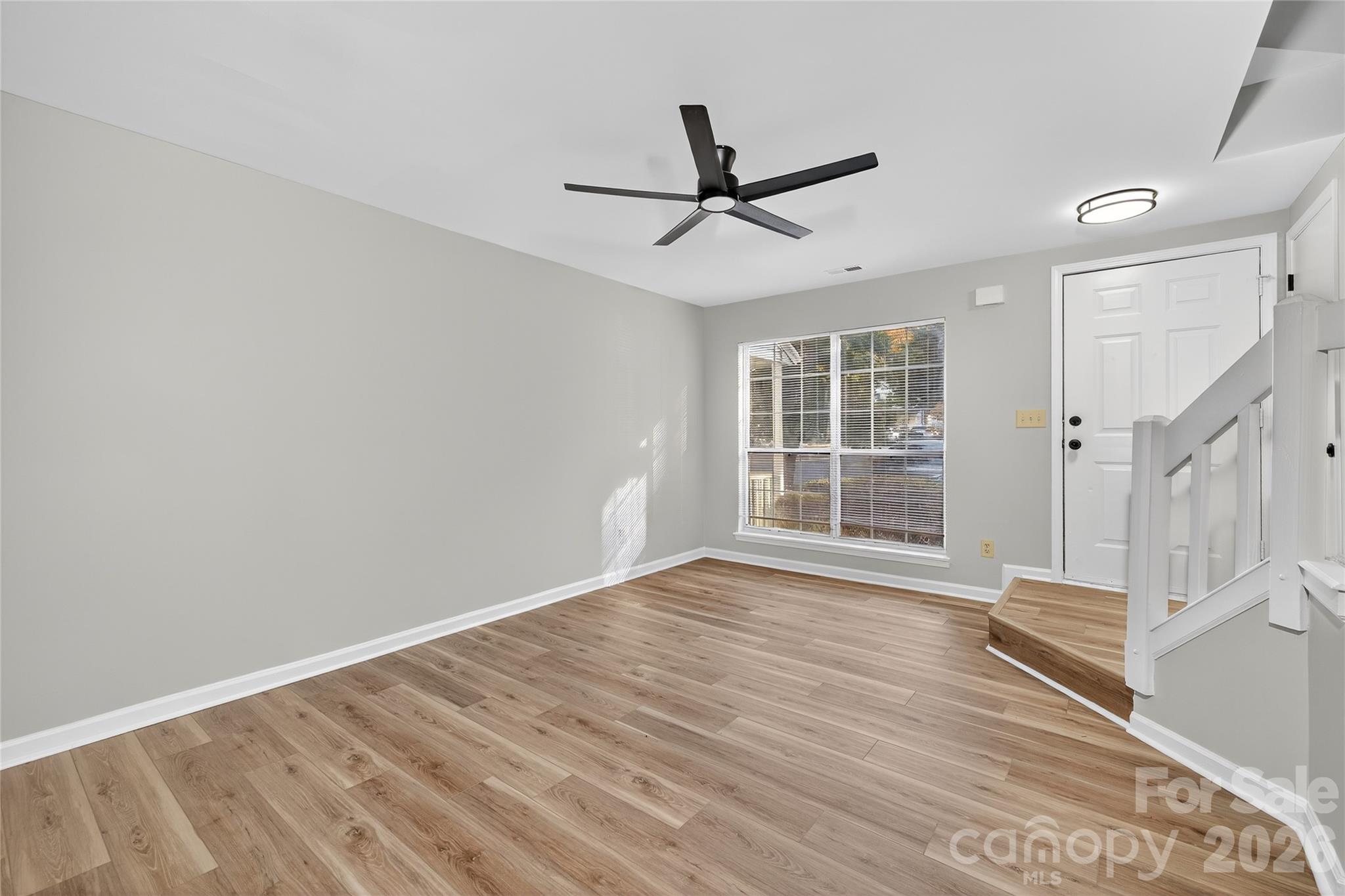 6407 Windsor Gate Lane Property Photo 8