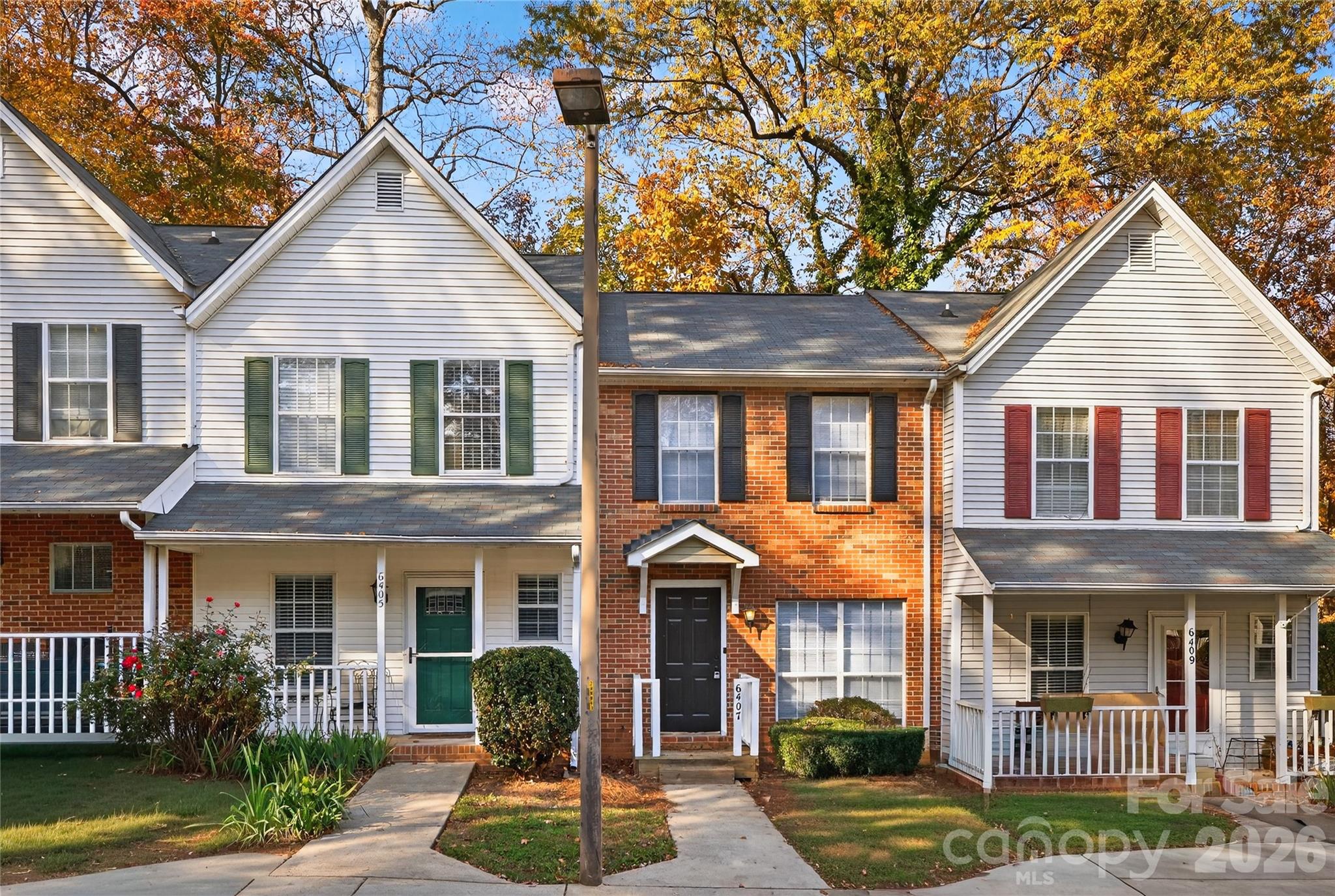 6407 Windsor Gate Lane Property Photo 18