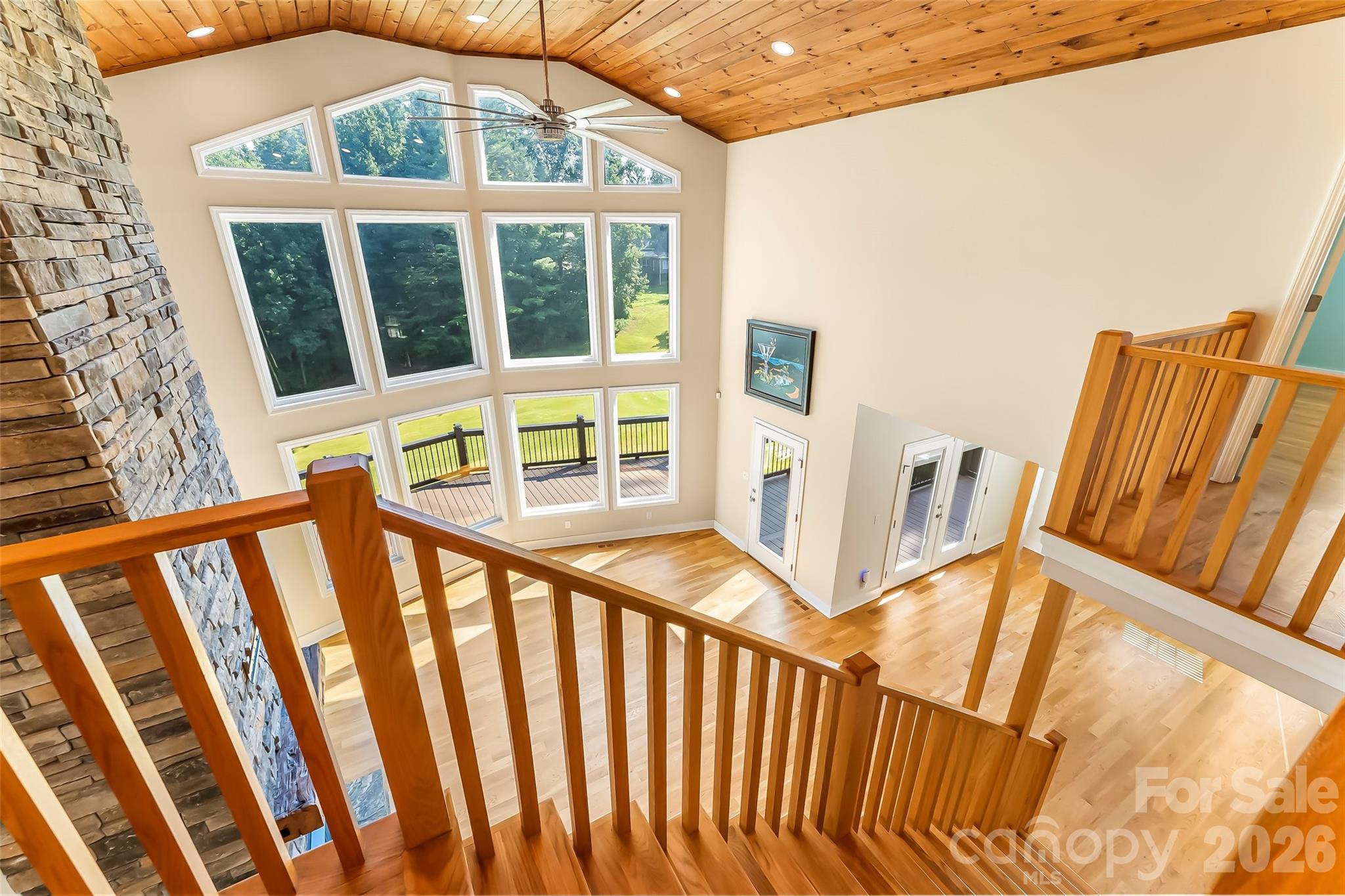 94 S Fairway Drive Property Photo 19