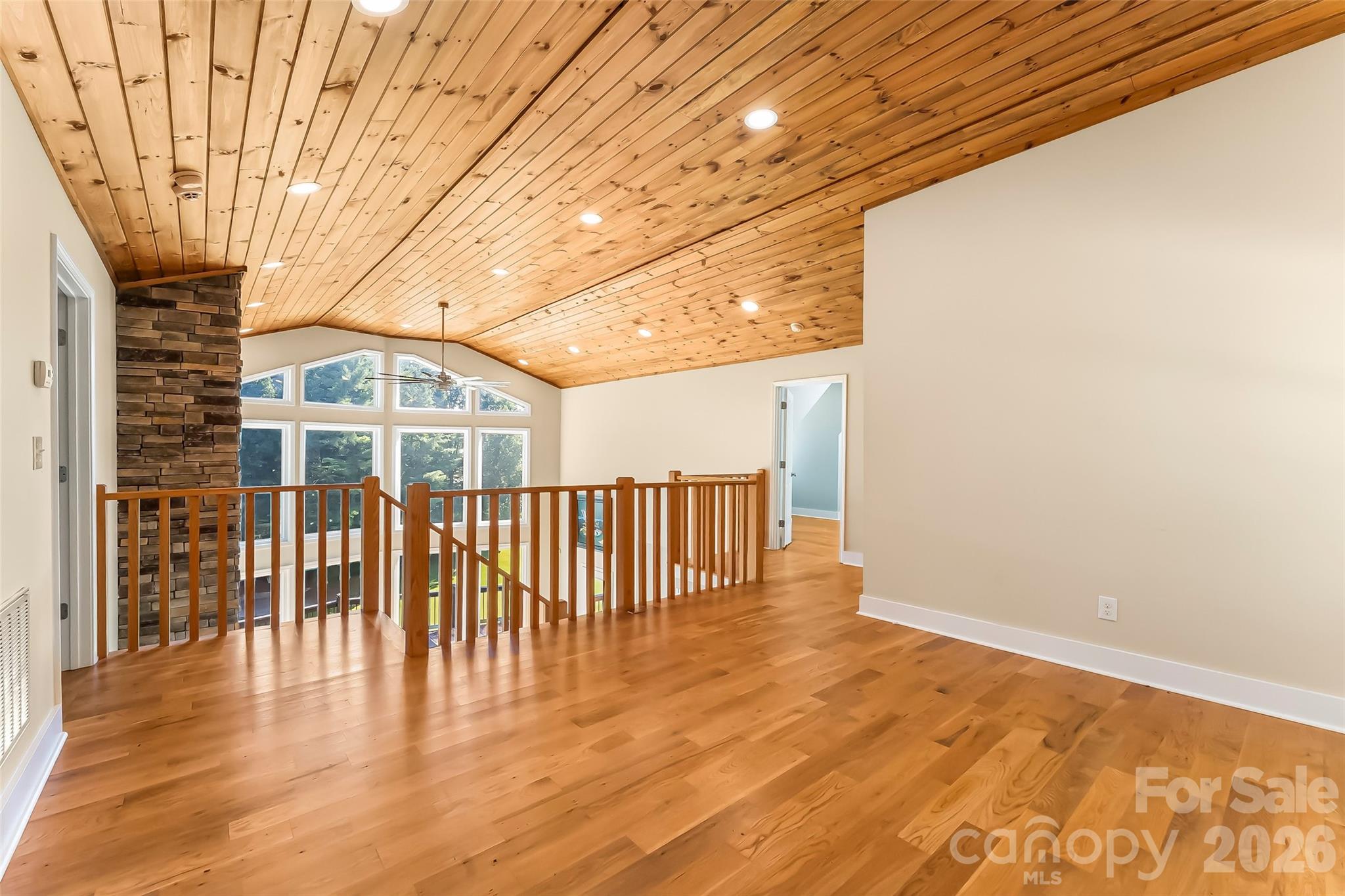 94 S Fairway Drive Property Photo 22