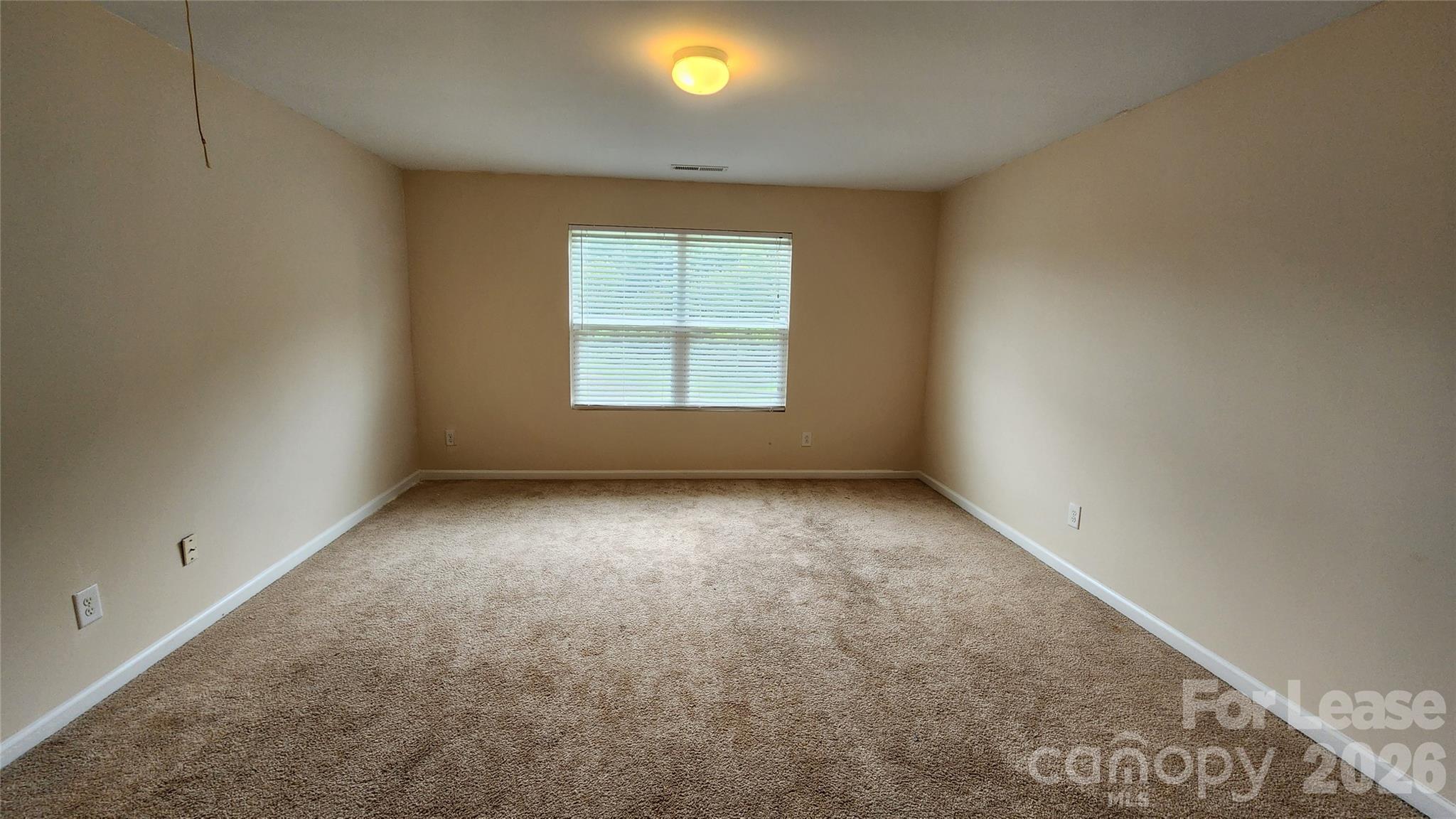 5002 Houndscroft Road Property Photo 7