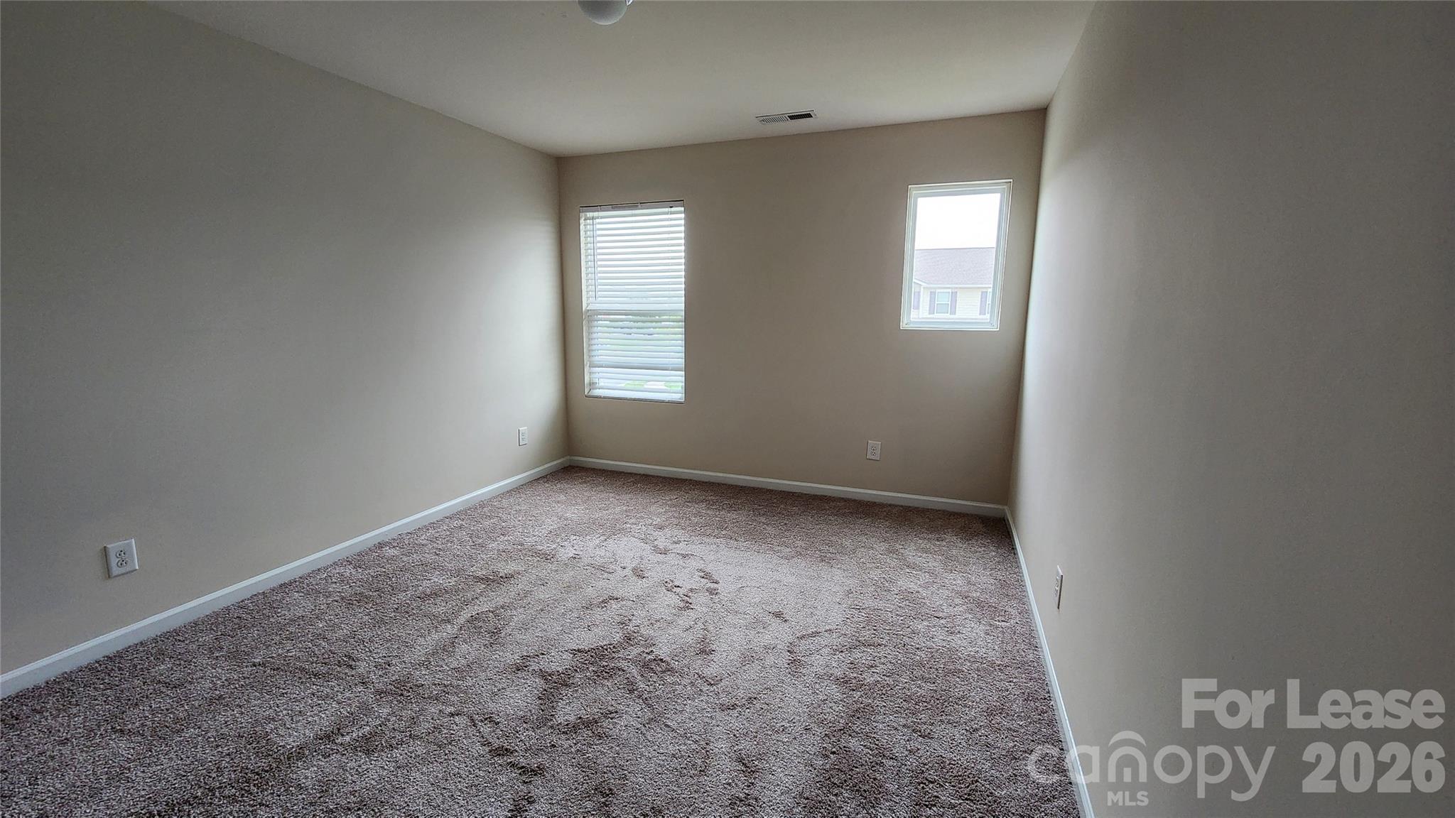 5002 Houndscroft Road Property Photo 9