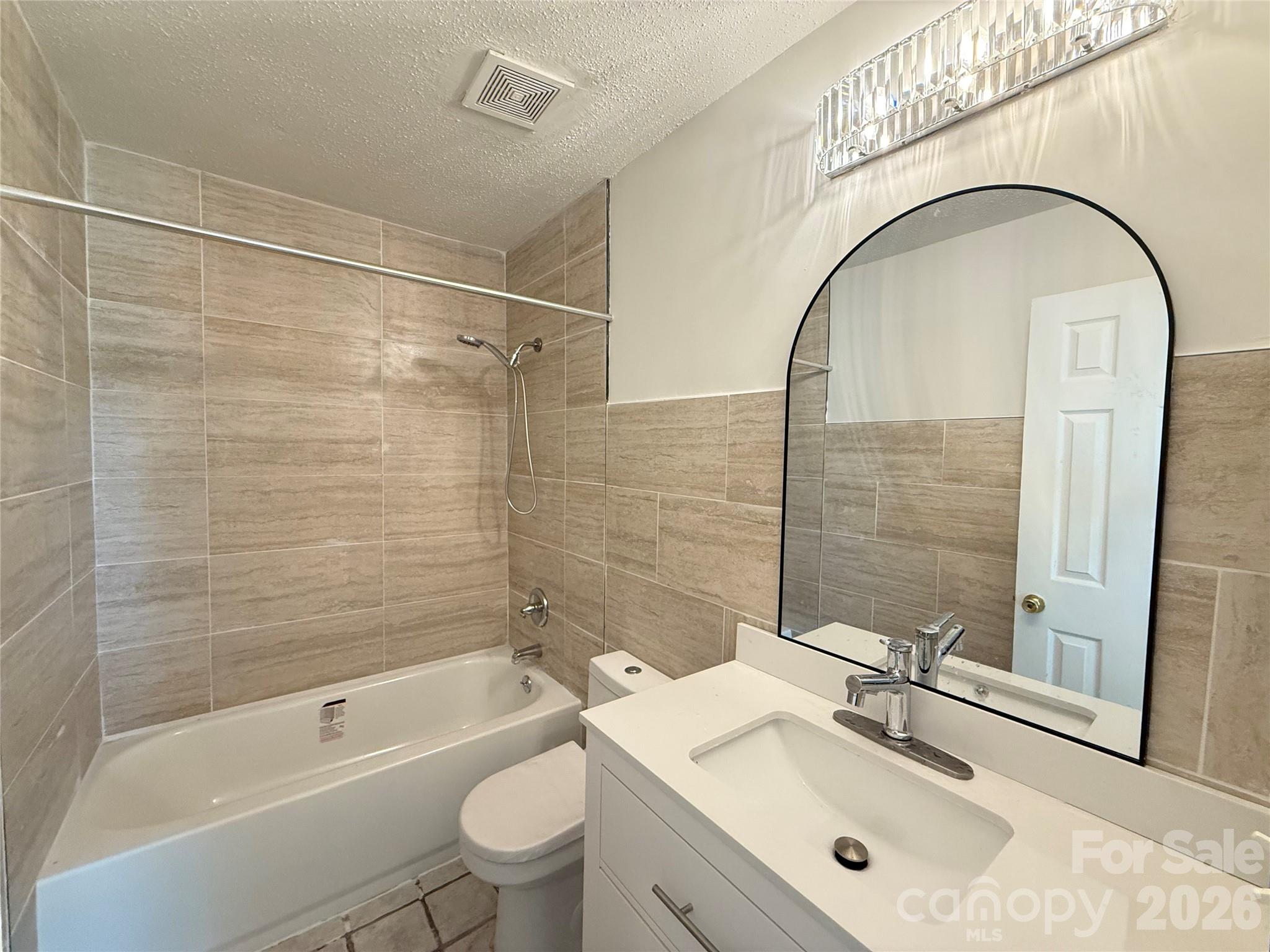 3523 Spring Terrace Lane Property Photo 13