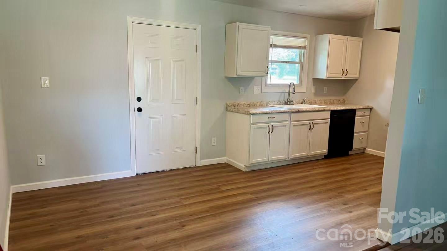 3523 Spring Terrace Lane Property Photo 15