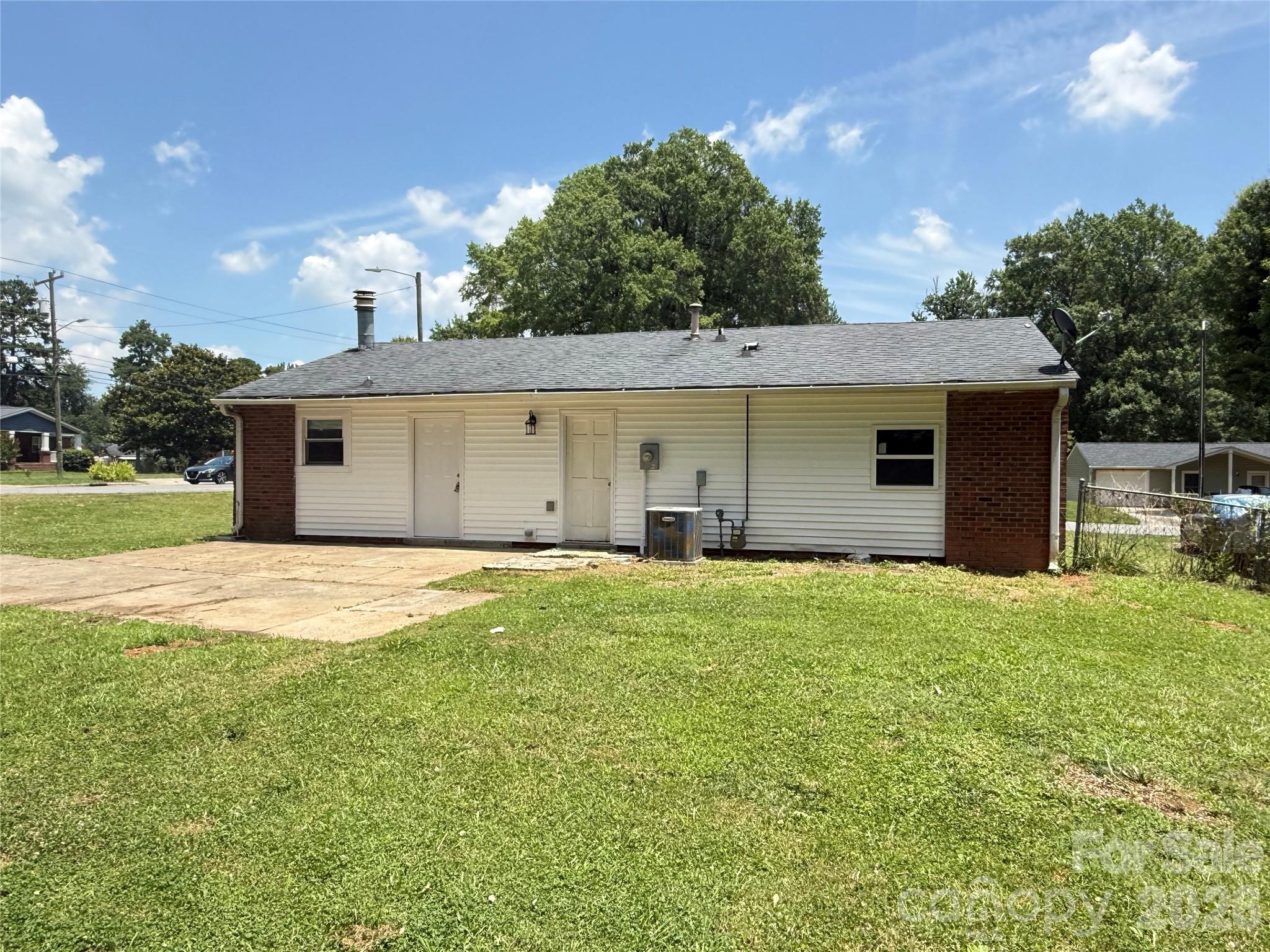 3523 Spring Terrace Lane Property Photo 23