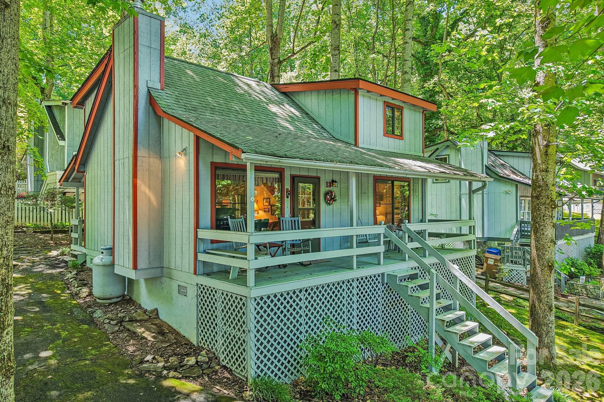 13 Lisa Lane Property Photo 8