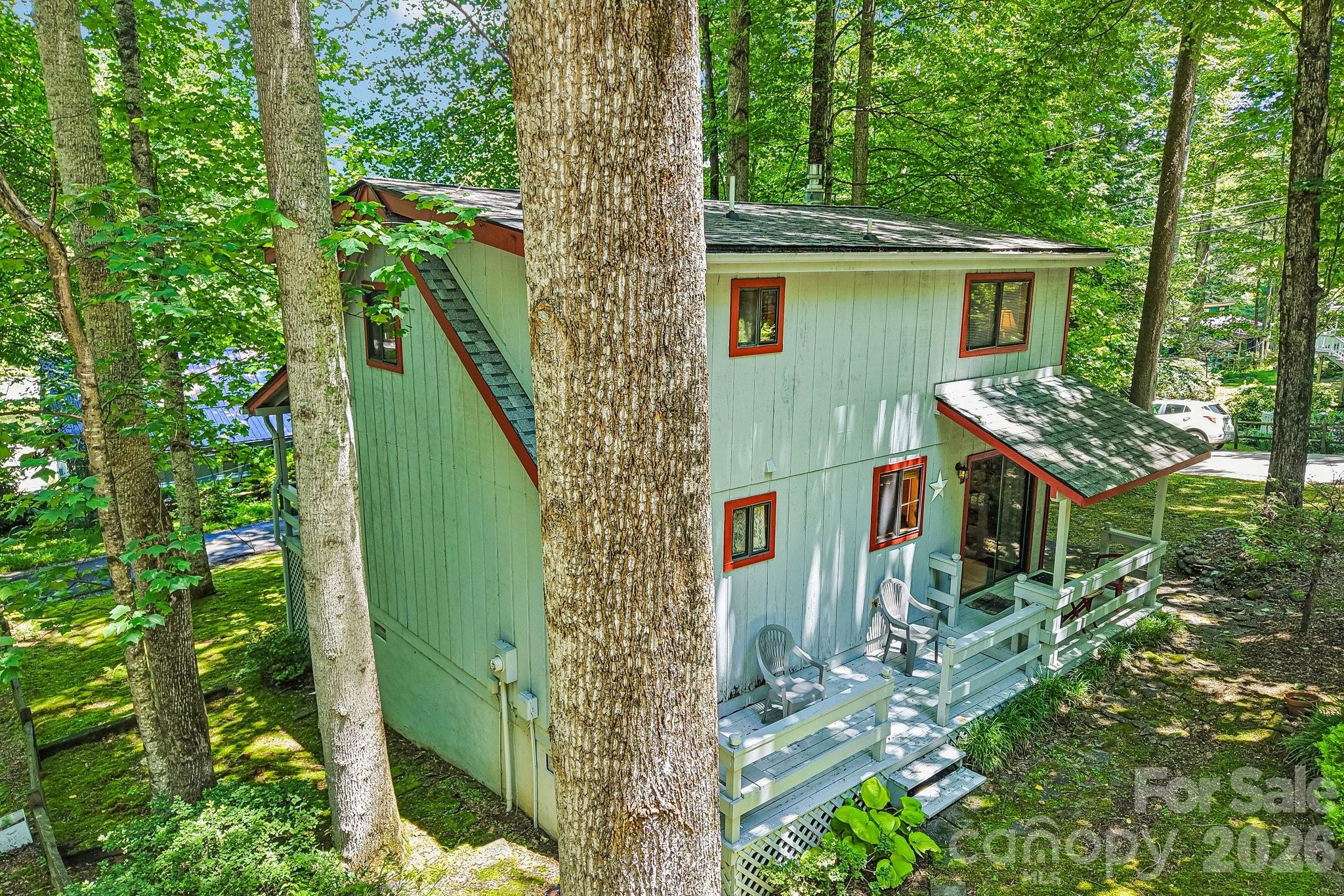 13 Lisa Lane Property Photo 33