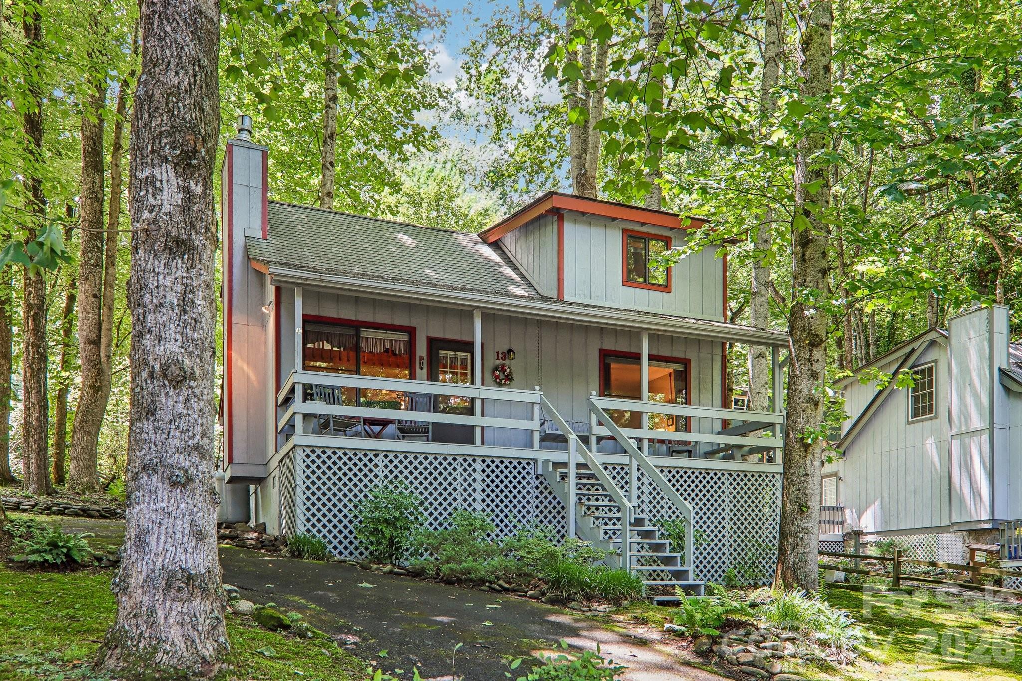 13 Lisa Lane Property Photo 37