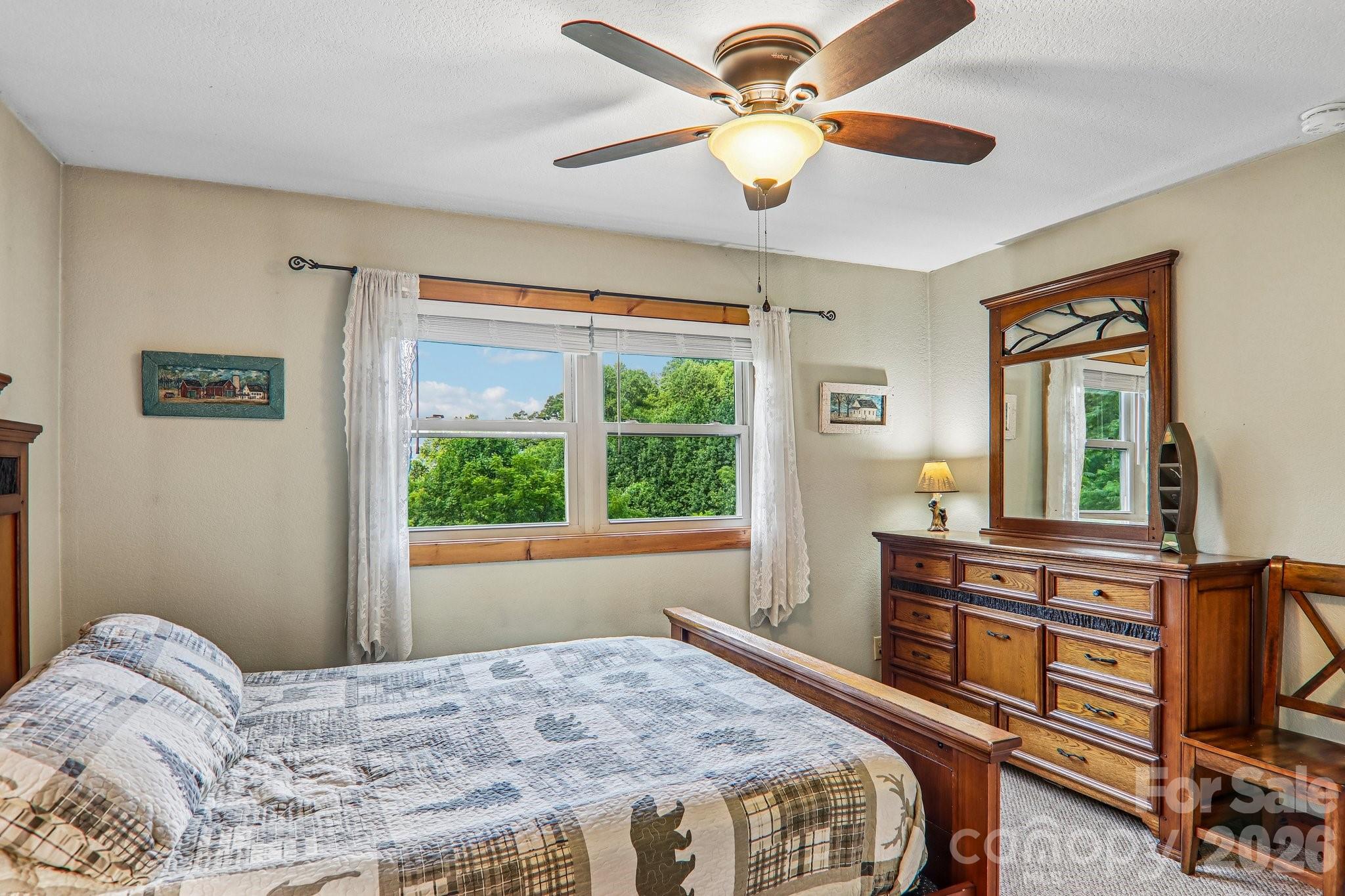 1064 Point Of View Drive Property Photo 34