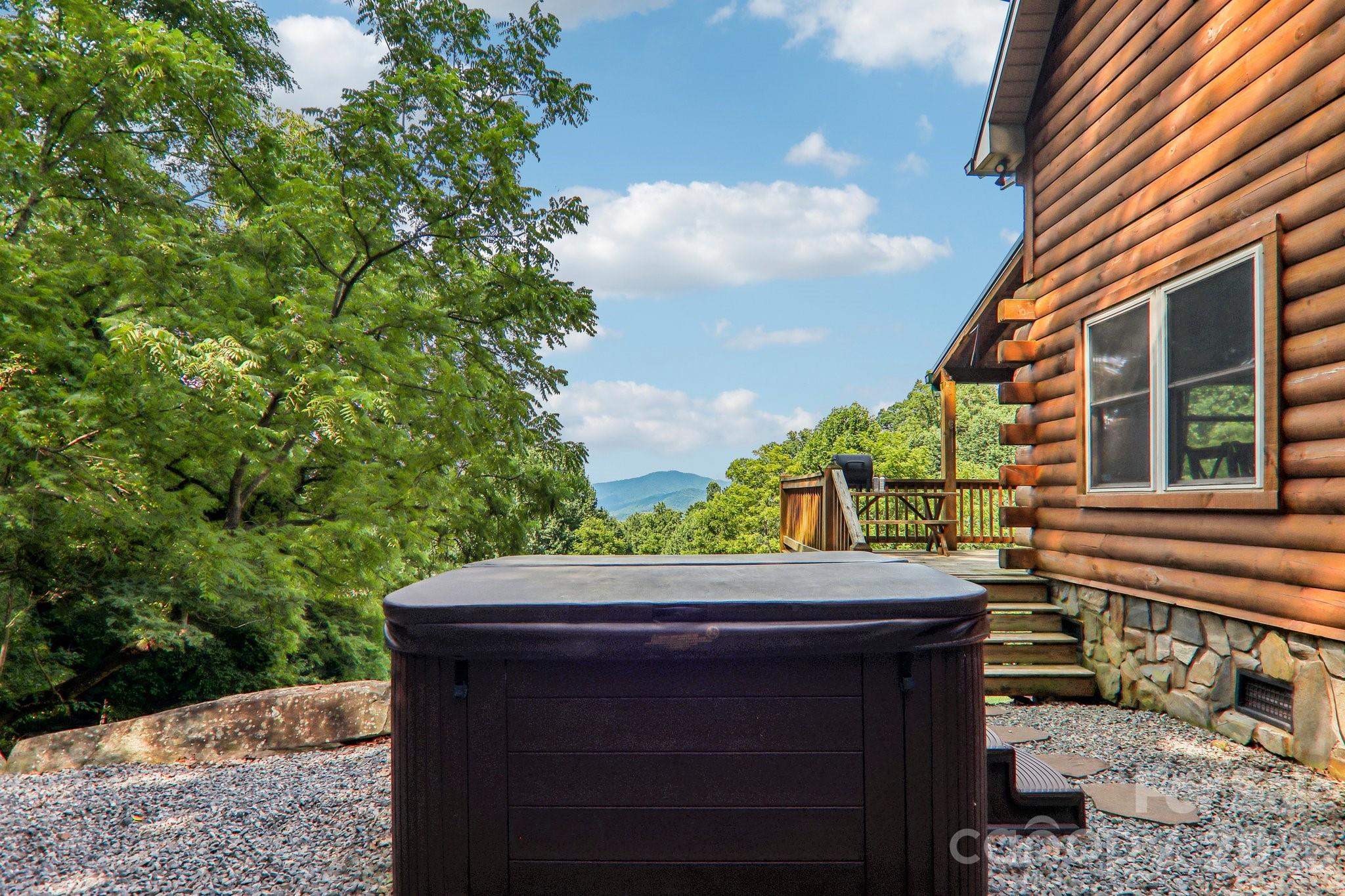 1064 Point Of View Drive Property Photo 38