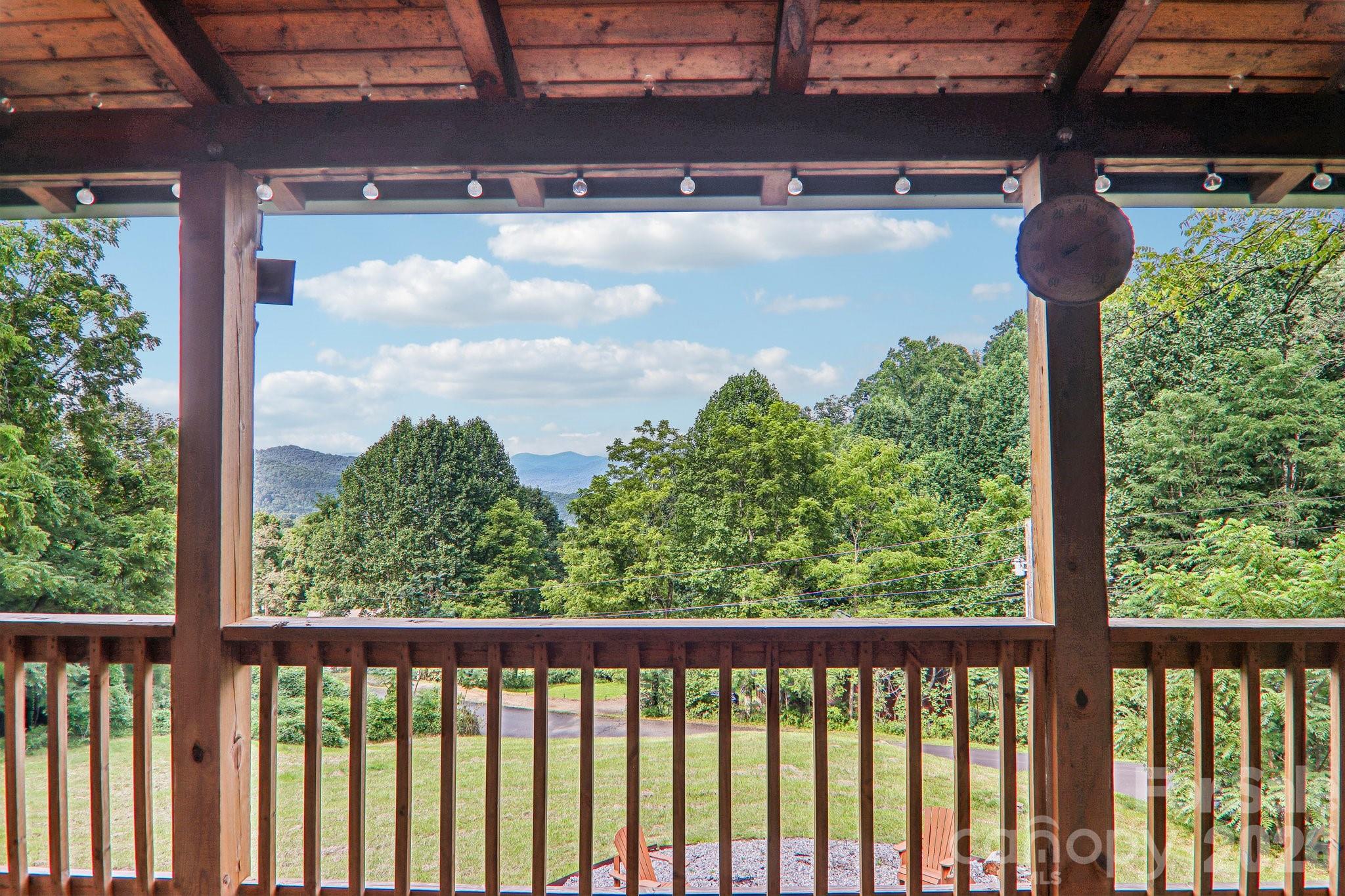 1064 Point Of View Drive Property Photo 43