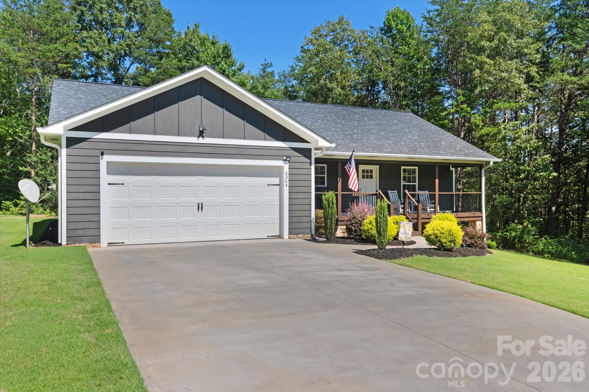 4364 Belmont Drive Property Photo 2