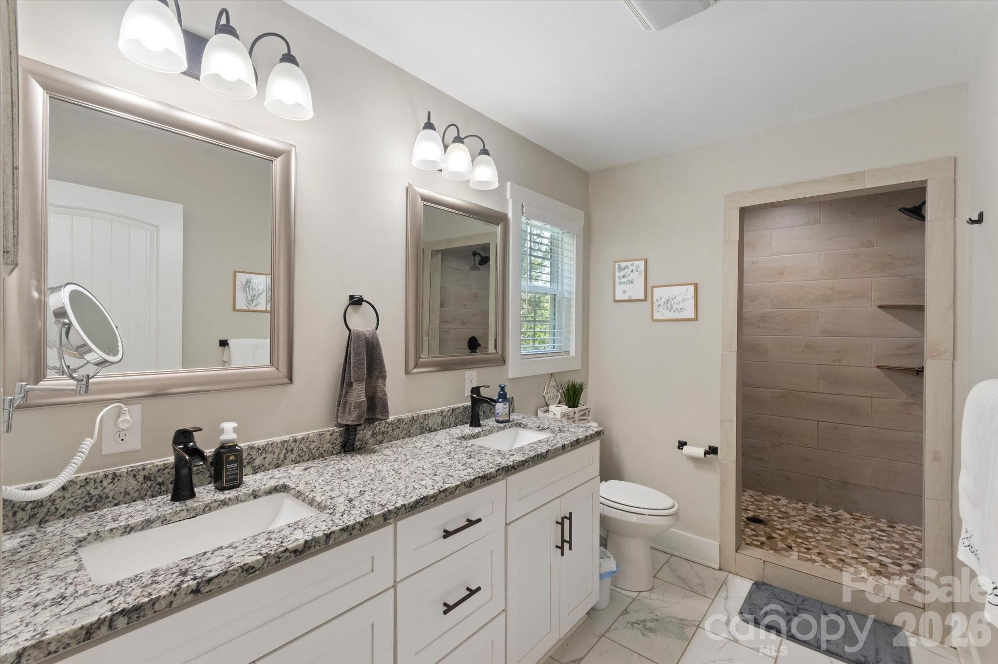 4364 Belmont Drive Property Photo 14