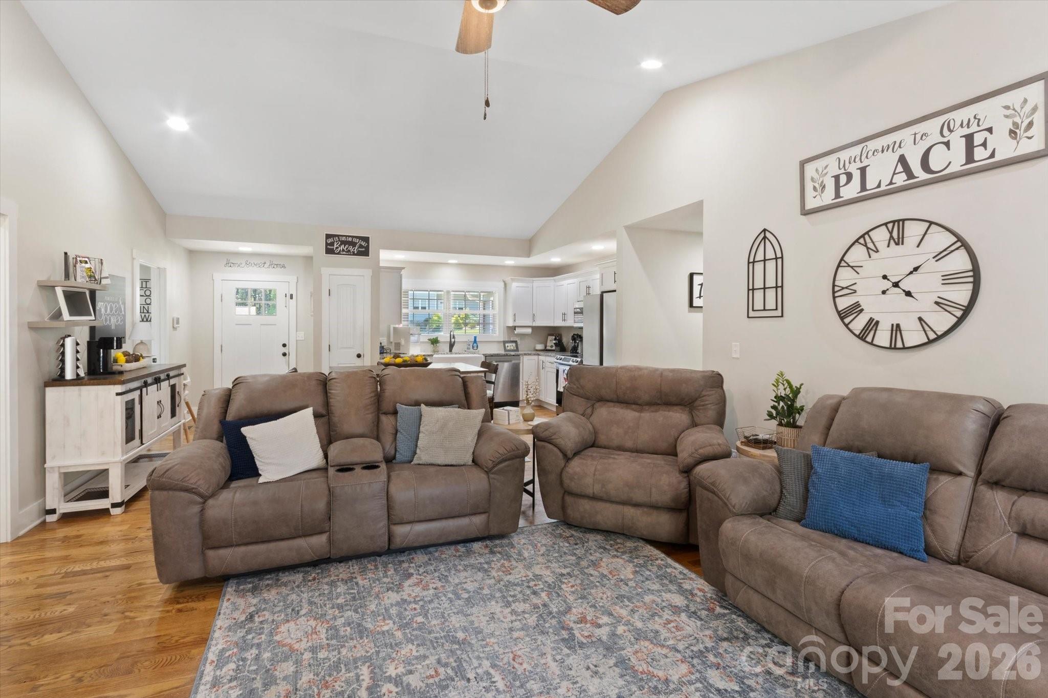 4364 Belmont Drive Property Photo 17