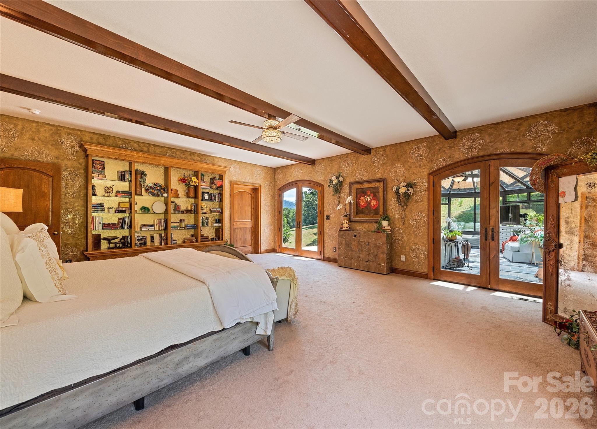 910 California Creek Road Property Photo 8