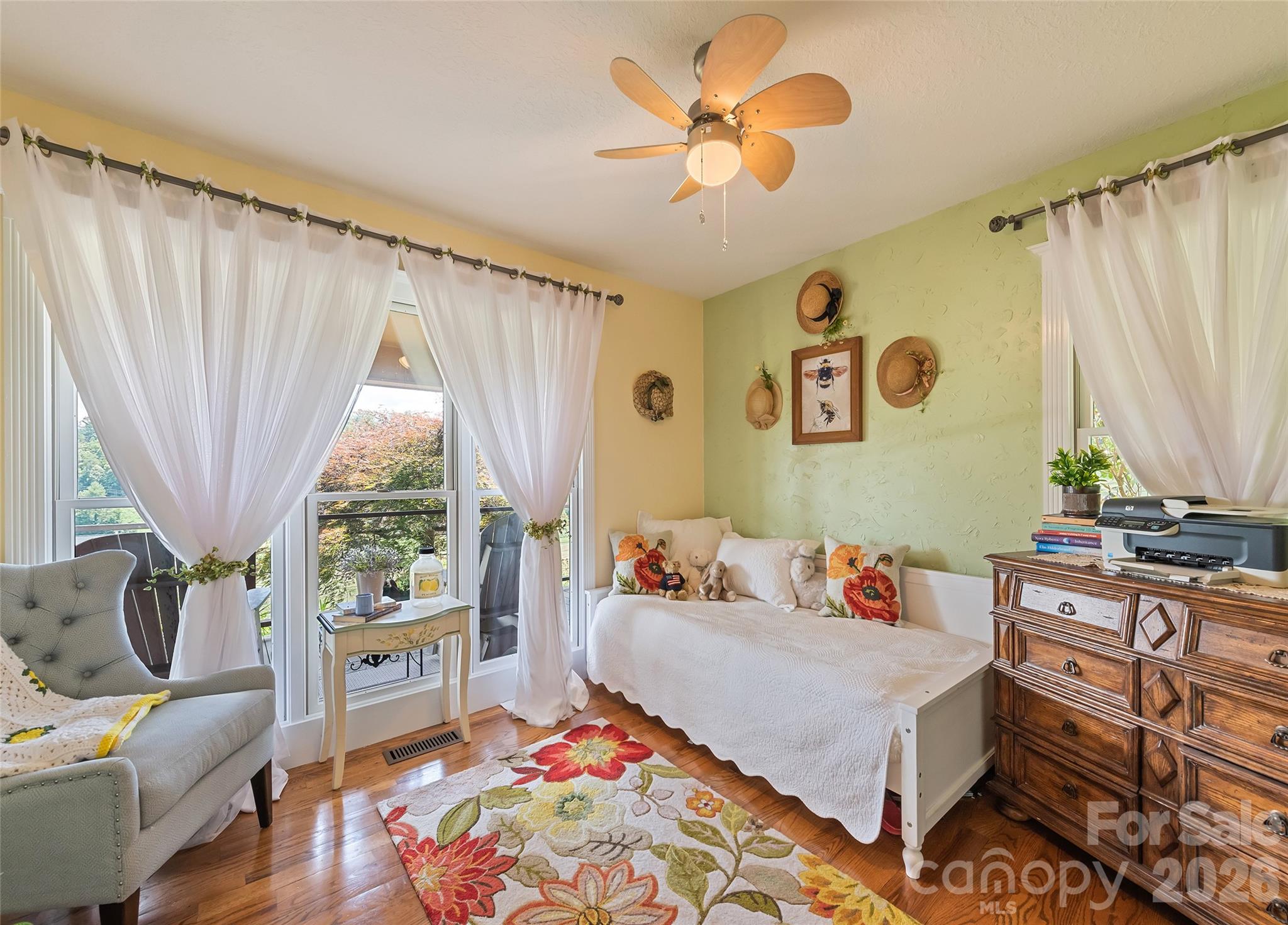 910 California Creek Road Property Photo 16