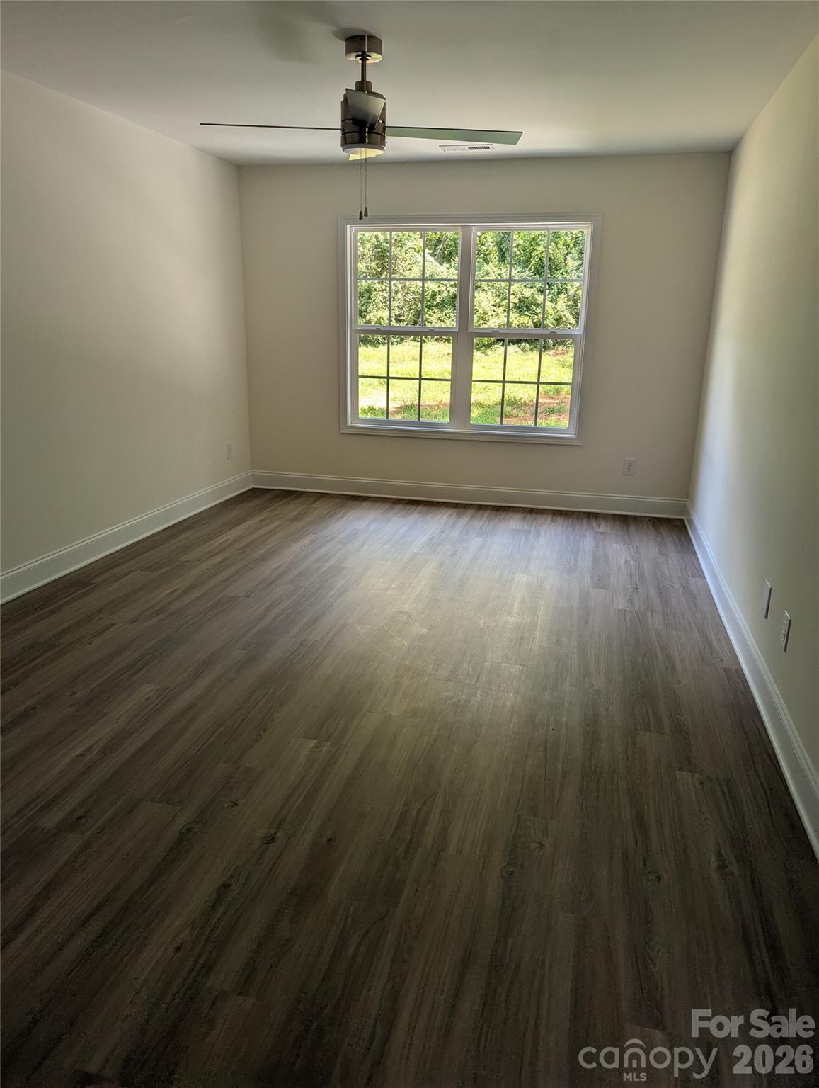 1122 Hoyle Street Property Photo 2