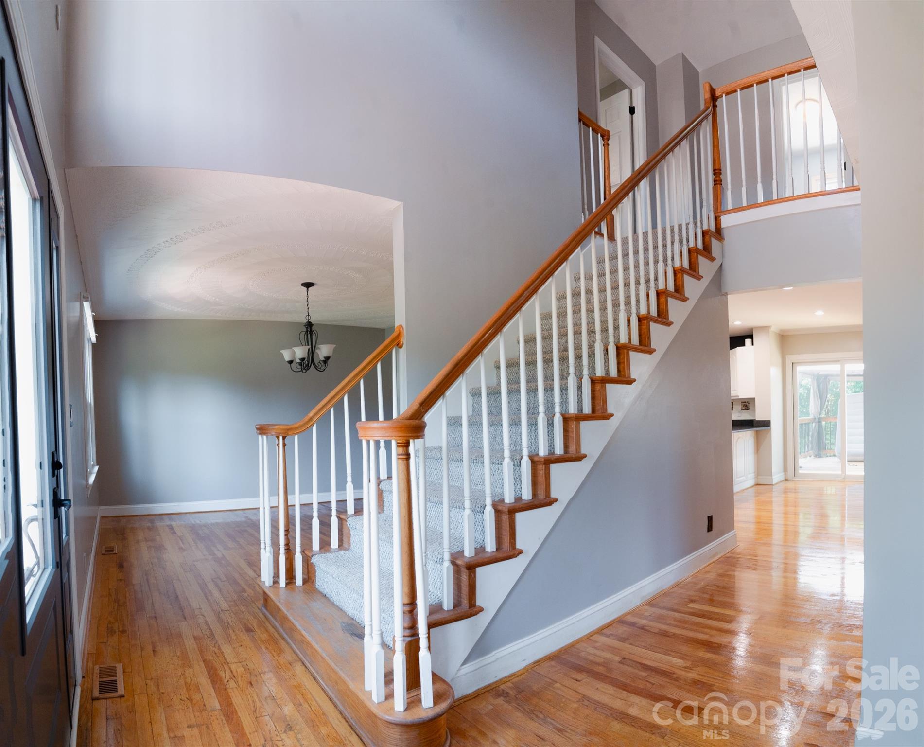 6567 Keeneland Trail Property Photo 2