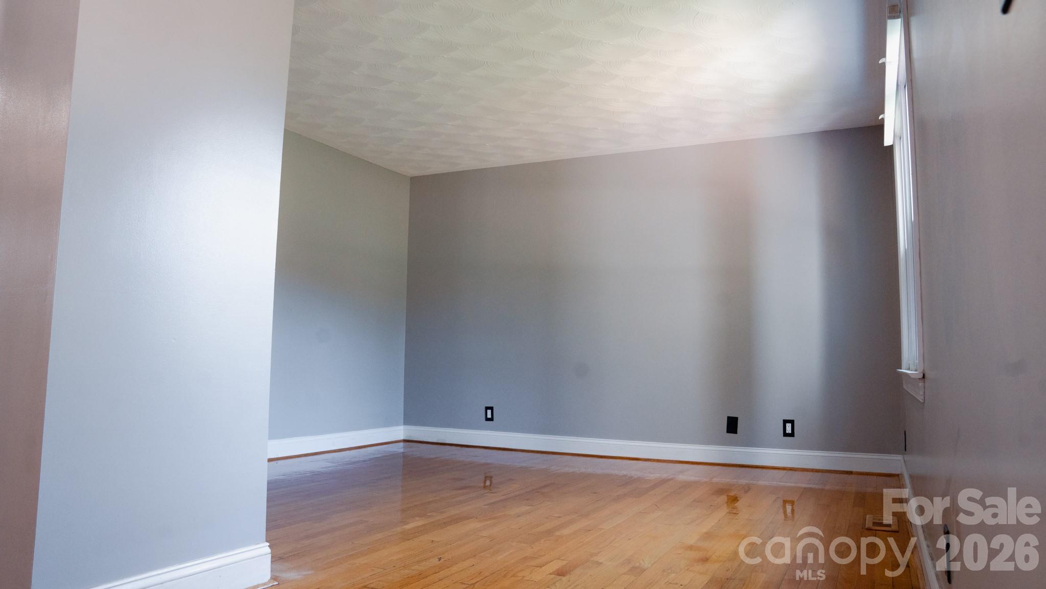 6567 Keeneland Trail Property Photo 3