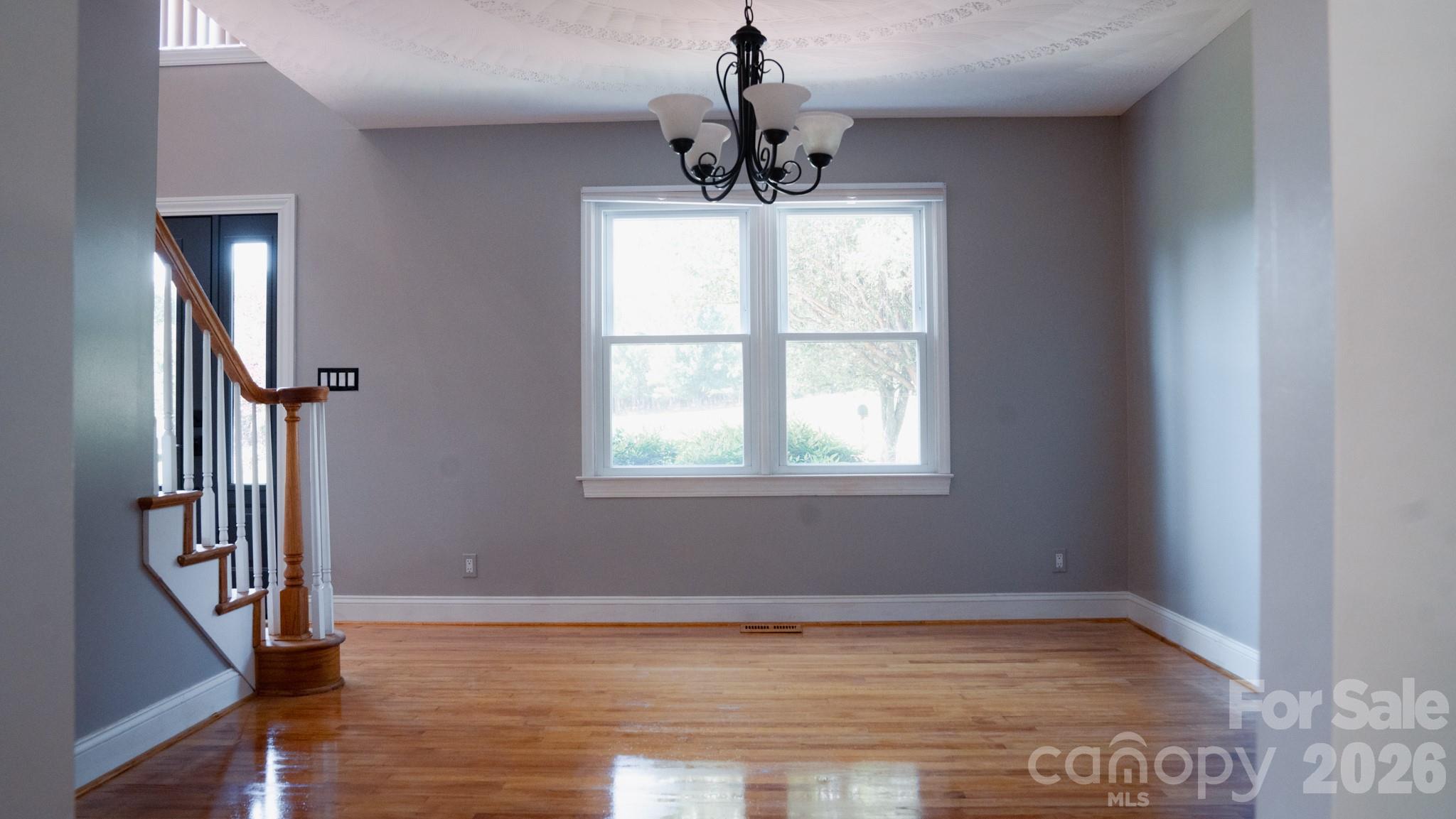 6567 Keeneland Trail Property Photo 4